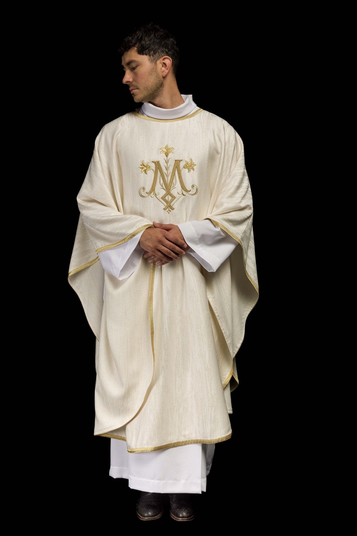 Ecru Liturgical Chasuble with Marian Embroidery – Ornamental Fabric KOA/004/05/99 - CHASUBLES.COM