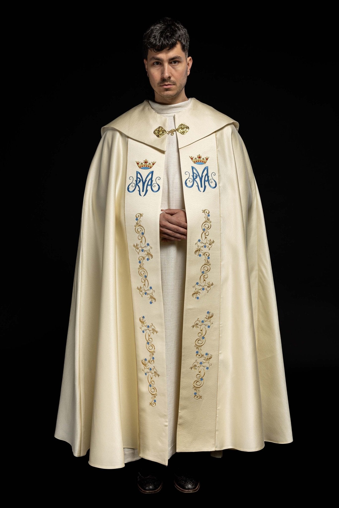 Ecru Marian embroidered cope KKP/127/05/20 ECRU SAT. POMPON 145cm - CHASUBLES.COM