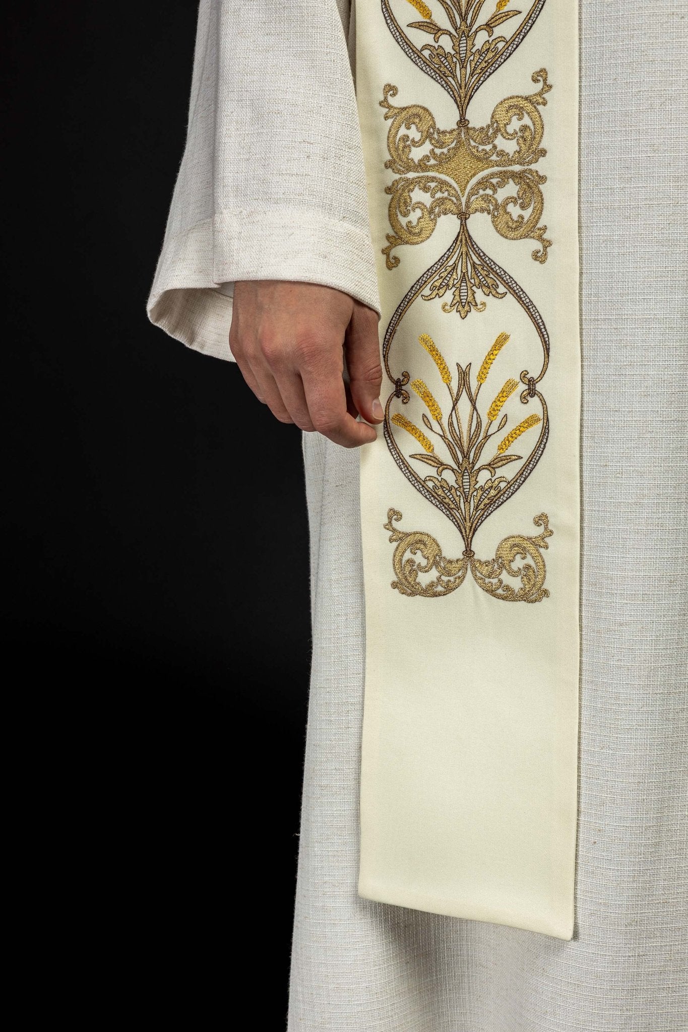 Ecru priestly stole with chalice IHS KST/042/05/01 ECRU - HAFTINAUSA.COM
