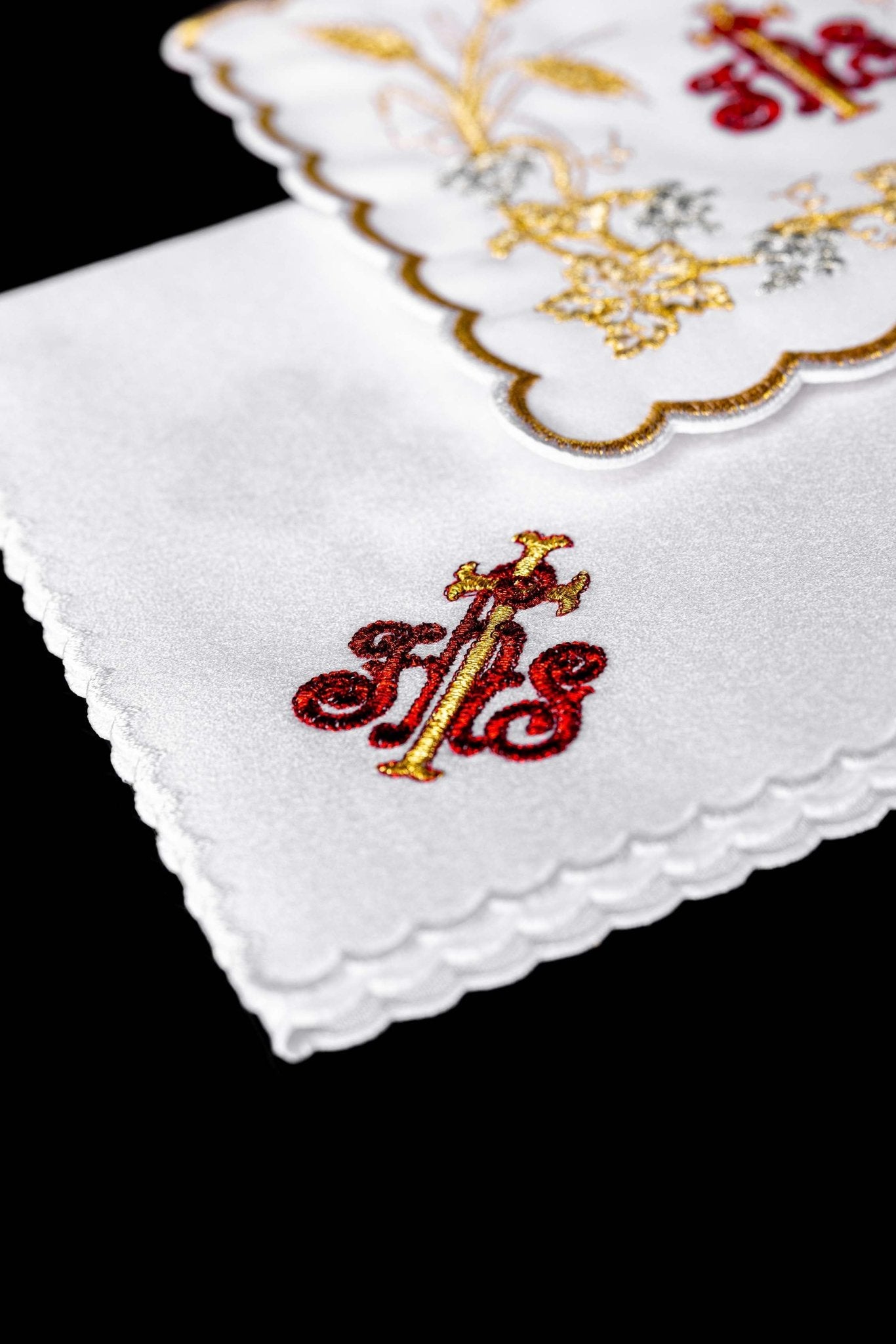 Elaborately Decorated Chalice Linens with IHS and Wheat Embroidery KK/040 - CHASUBLES.COM
