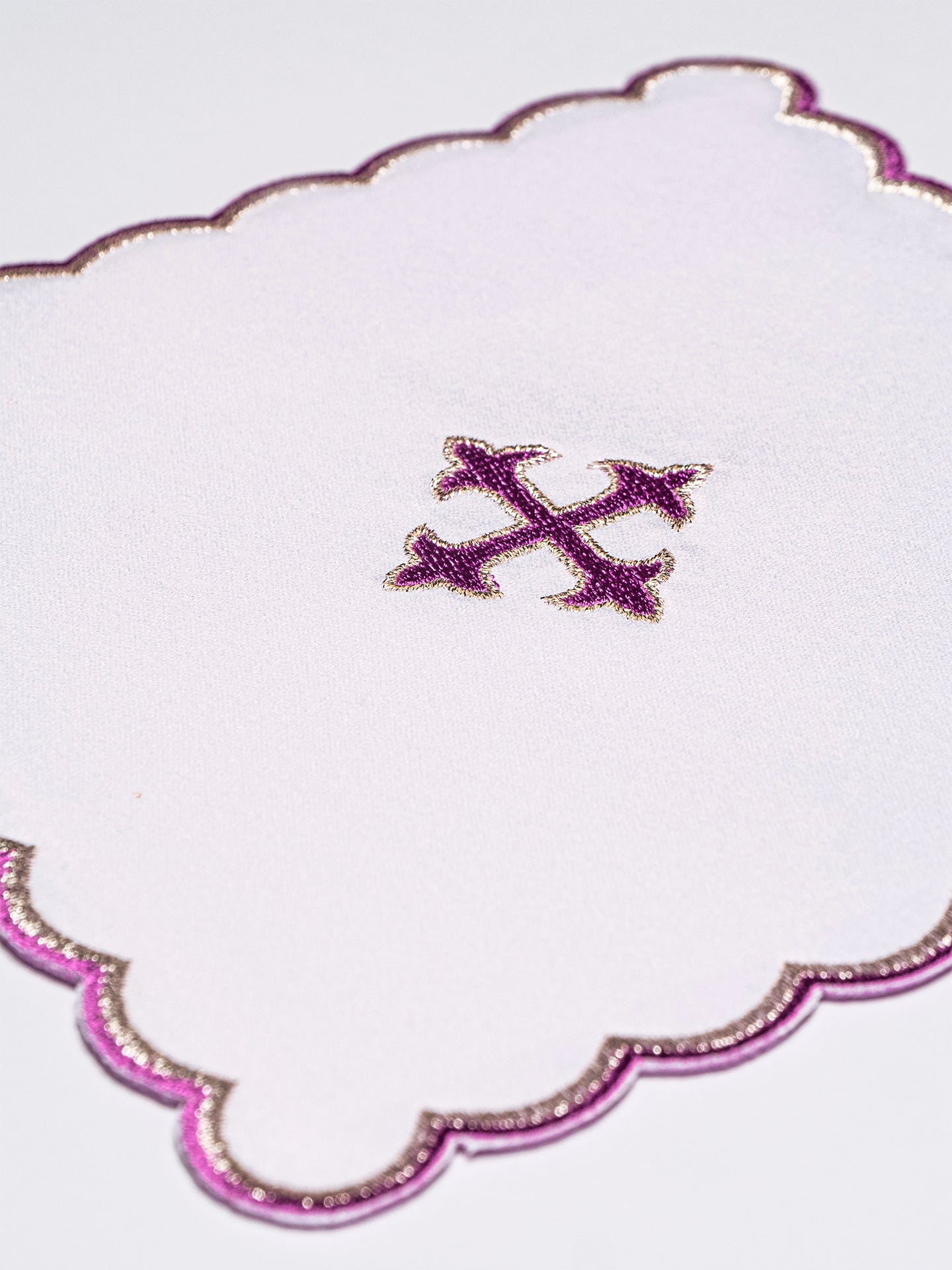 Embroidered Chalice Linens KK/075/C1 - HAFTINAUSA.COM