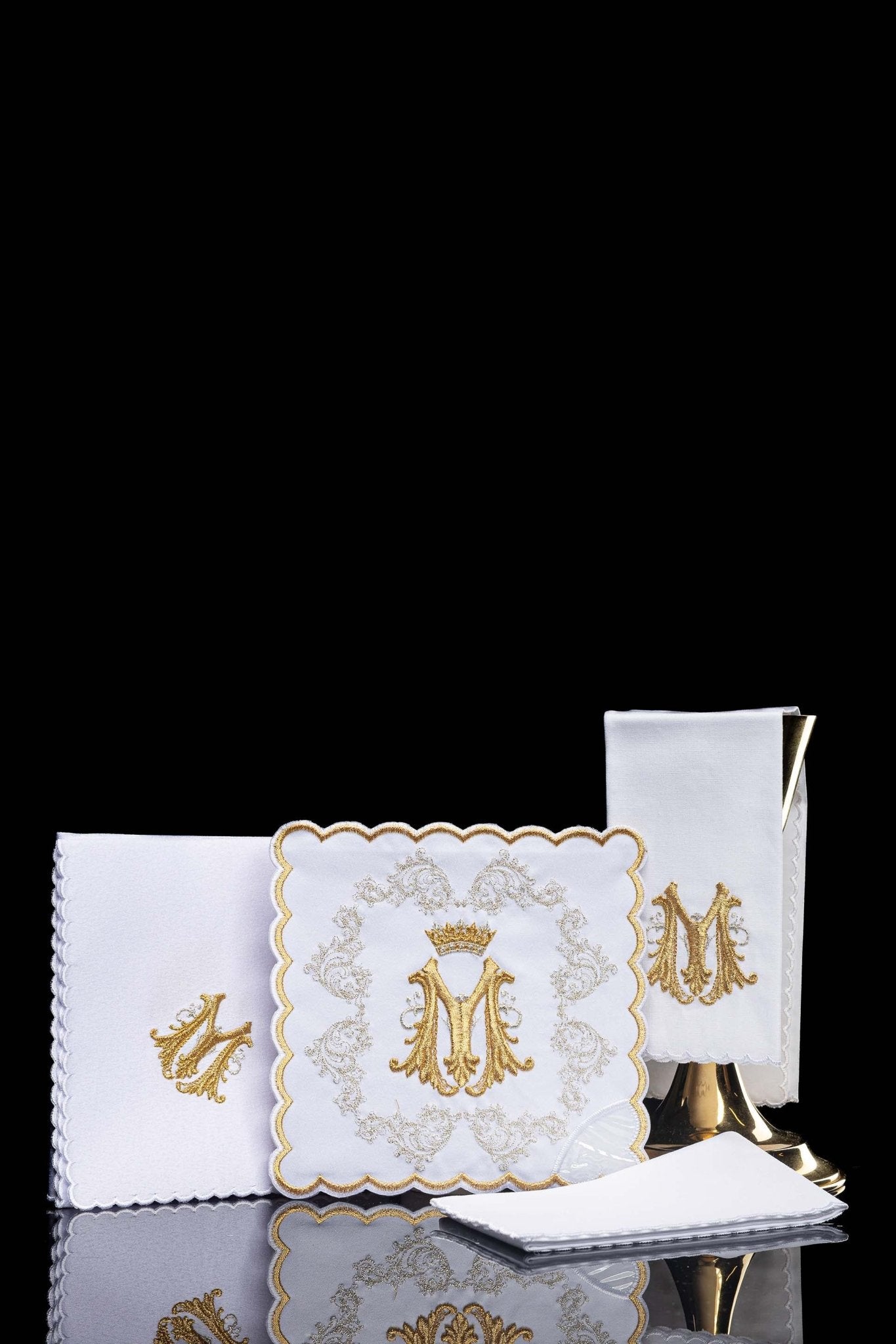 Embroidered Chalice Linens KK/160 - CHASUBLES.COM