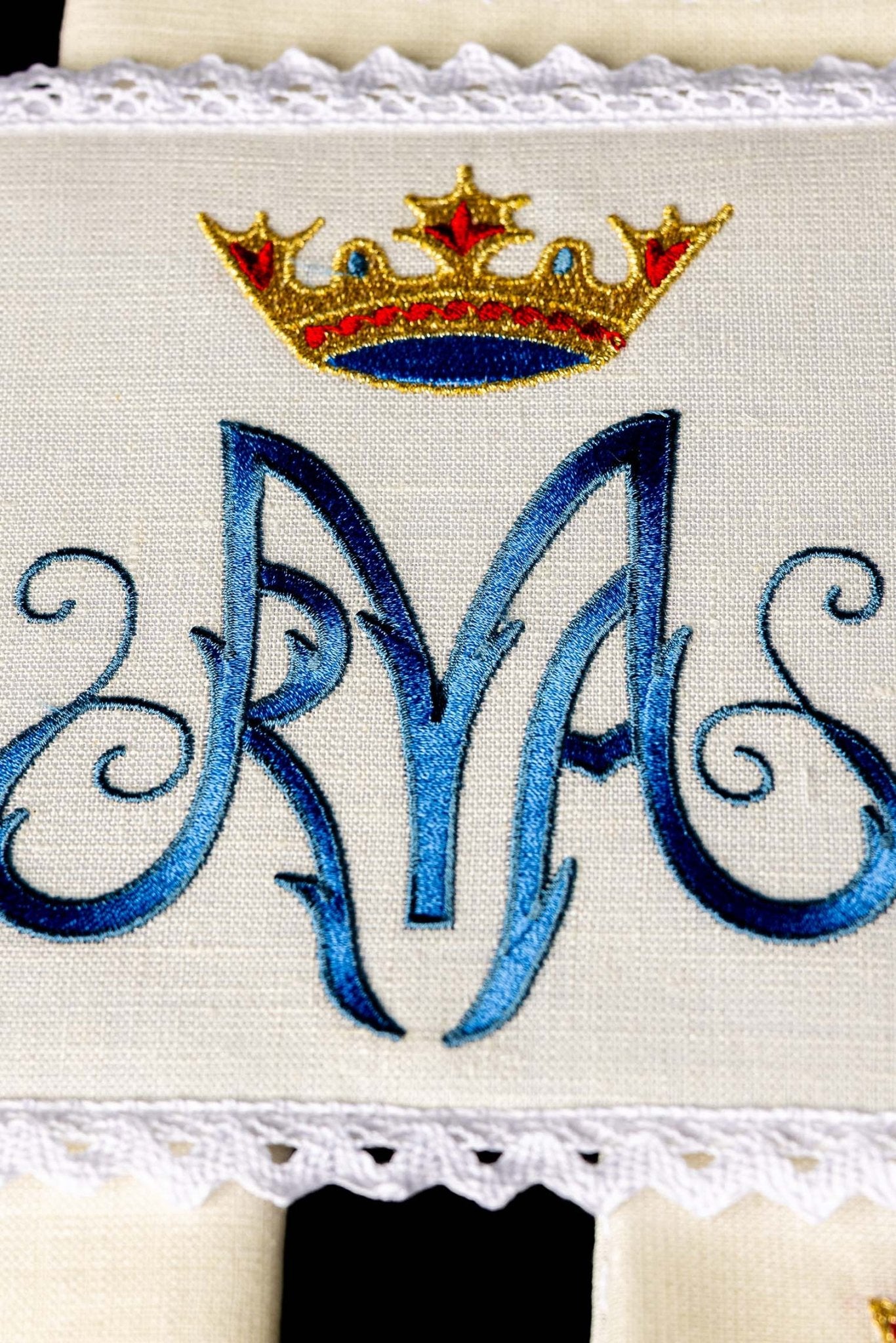 Embroidered Chalice Linens with Mary Symbol KKL/003/C1 - CHASUBLES.COM