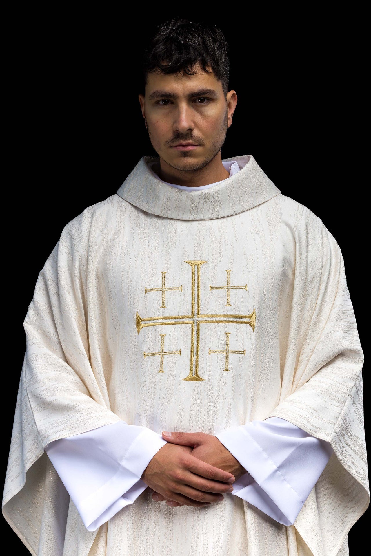 Embroidered Chasuble with Jerusalem Cross – Ecru KOR/971/05/99 - CHASUBLES.COM