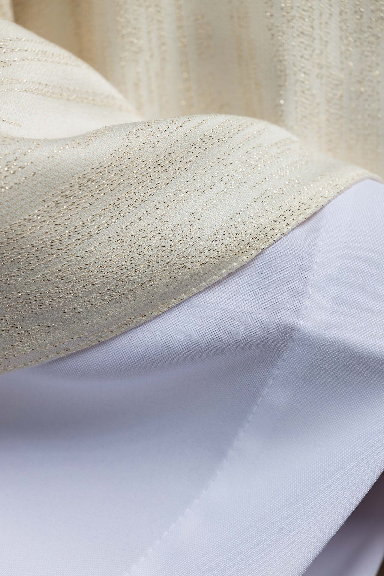 Embroidered Chasuble with Jerusalem Cross – Ecru KOR/971/05/99 - CHASUBLES.COM