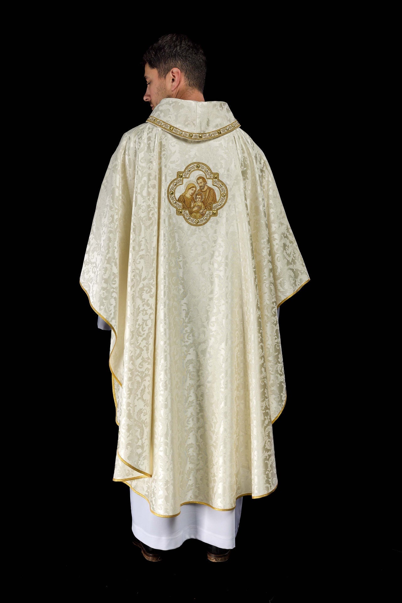 Embroidered Christmas Chasuble with the Image of the Holy Family S-7075-05-88 - CHASUBLES.COM