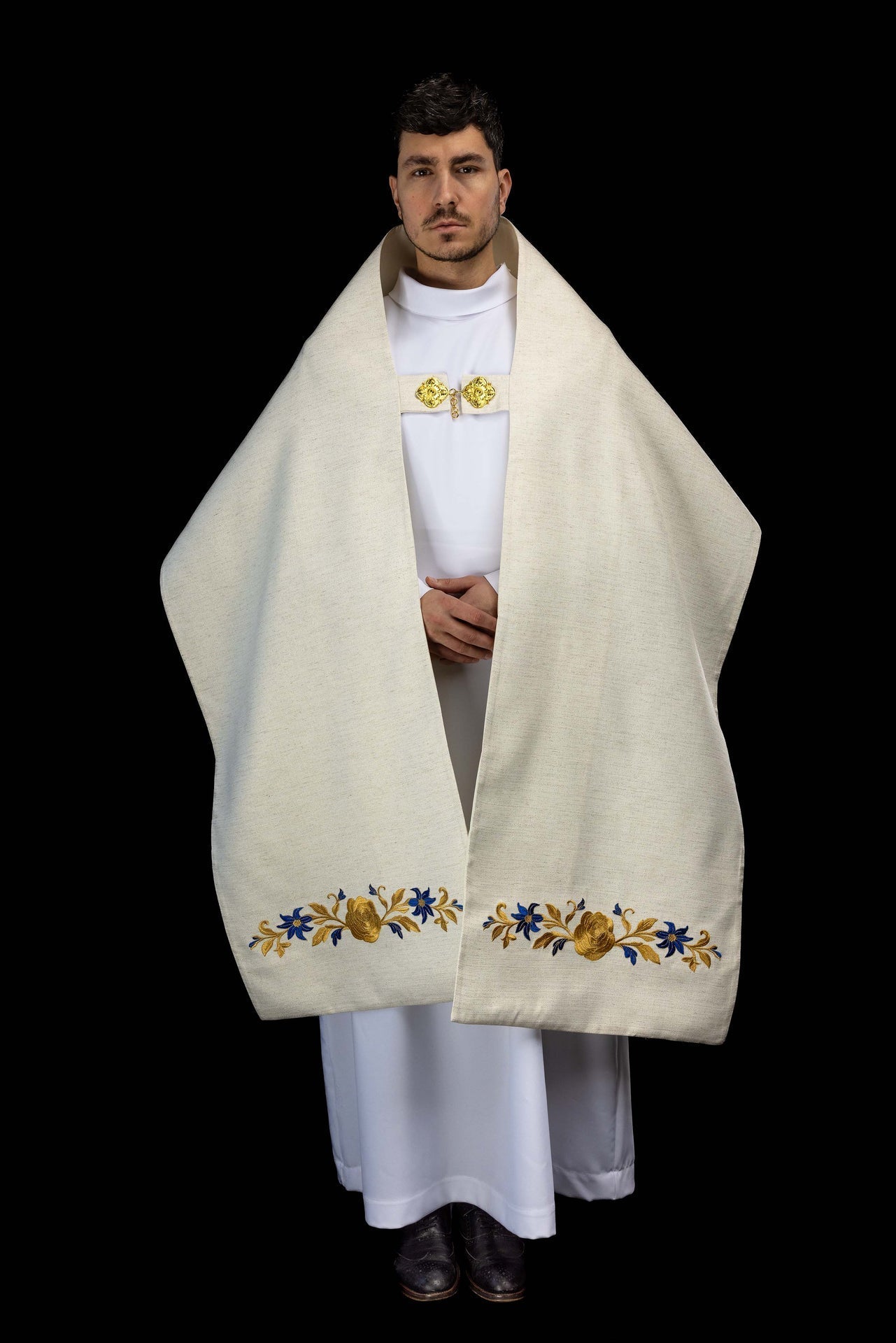 Embroidered humeral veil with a Marian symbol LE/4045/05 - CHASUBLES.COM