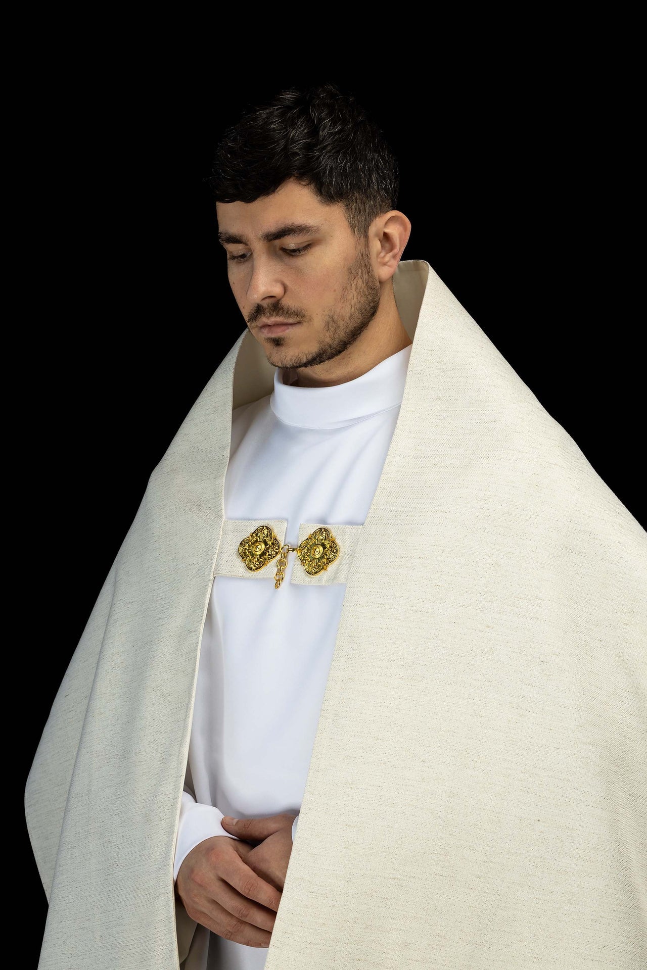 Embroidered humeral veil with a Marian symbol LE/4045/05 - CHASUBLES.COM
