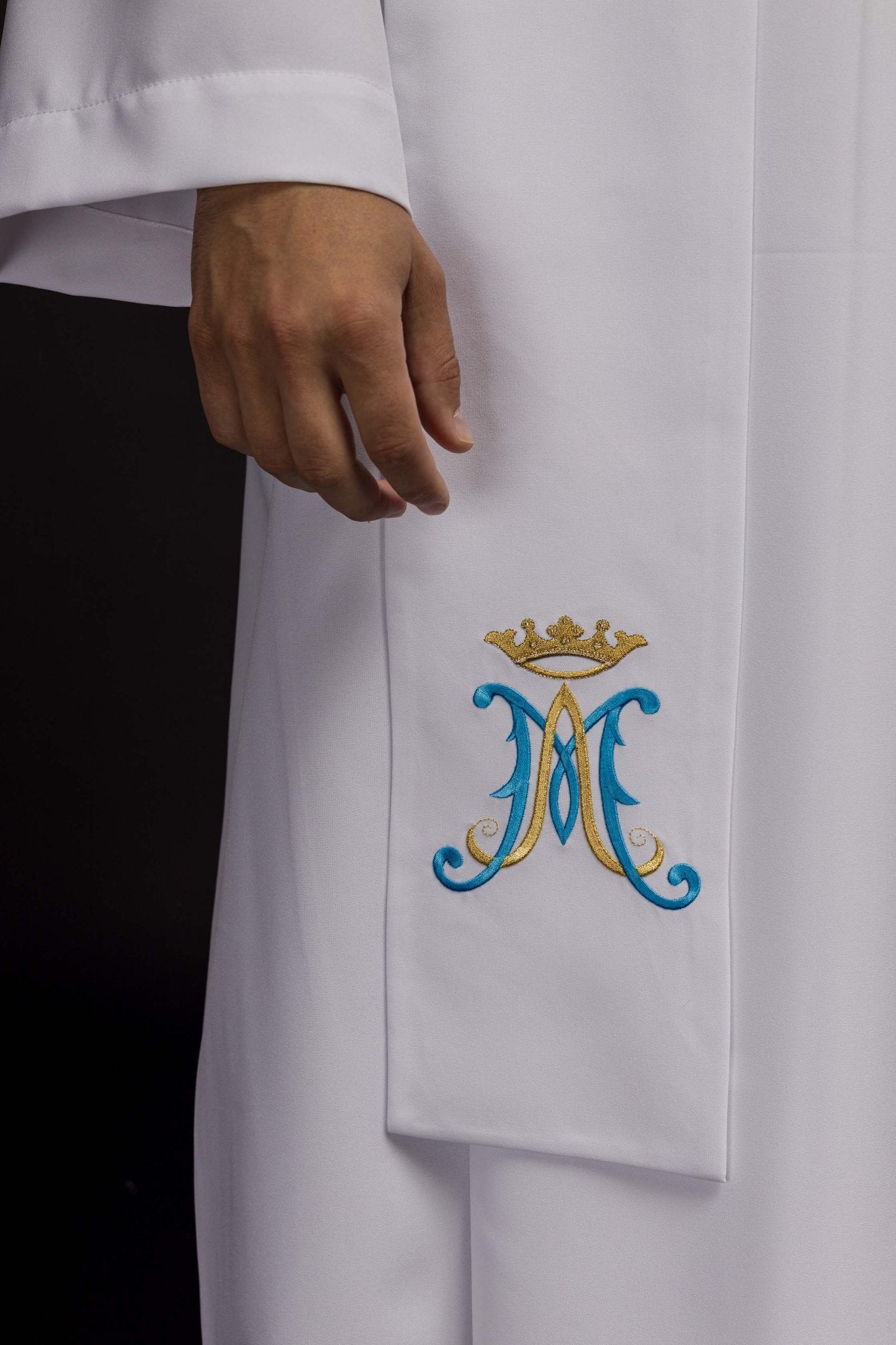 Embroidered Marian priestly stole in white KST/061/04/01 BIAŁY - HAFTINAUSA.COM