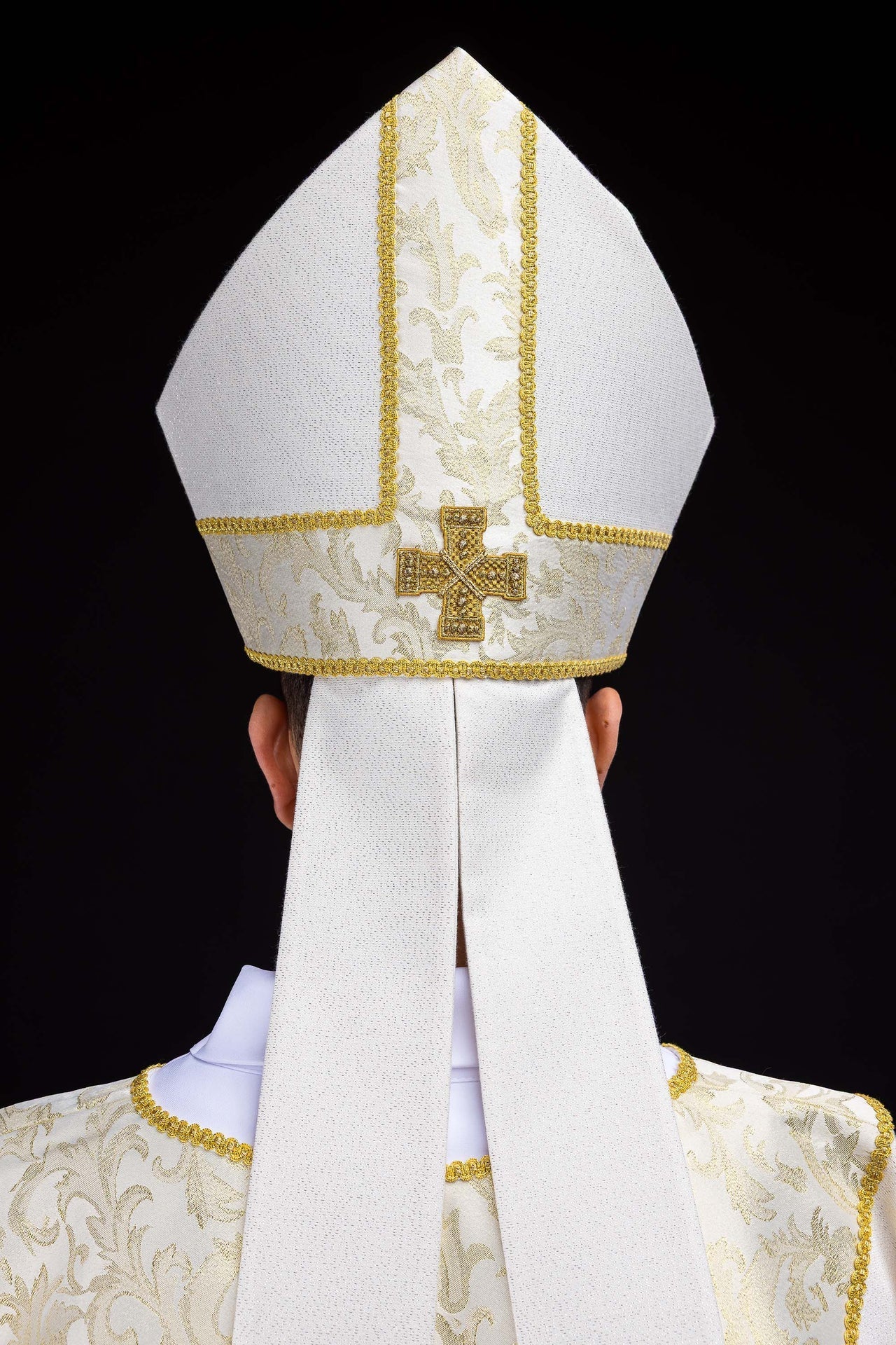 Embroidered Mitre with Cross Adorned with Ecru Jacquard Fabric LE/9075/05-1 - CHASUBLES.COM