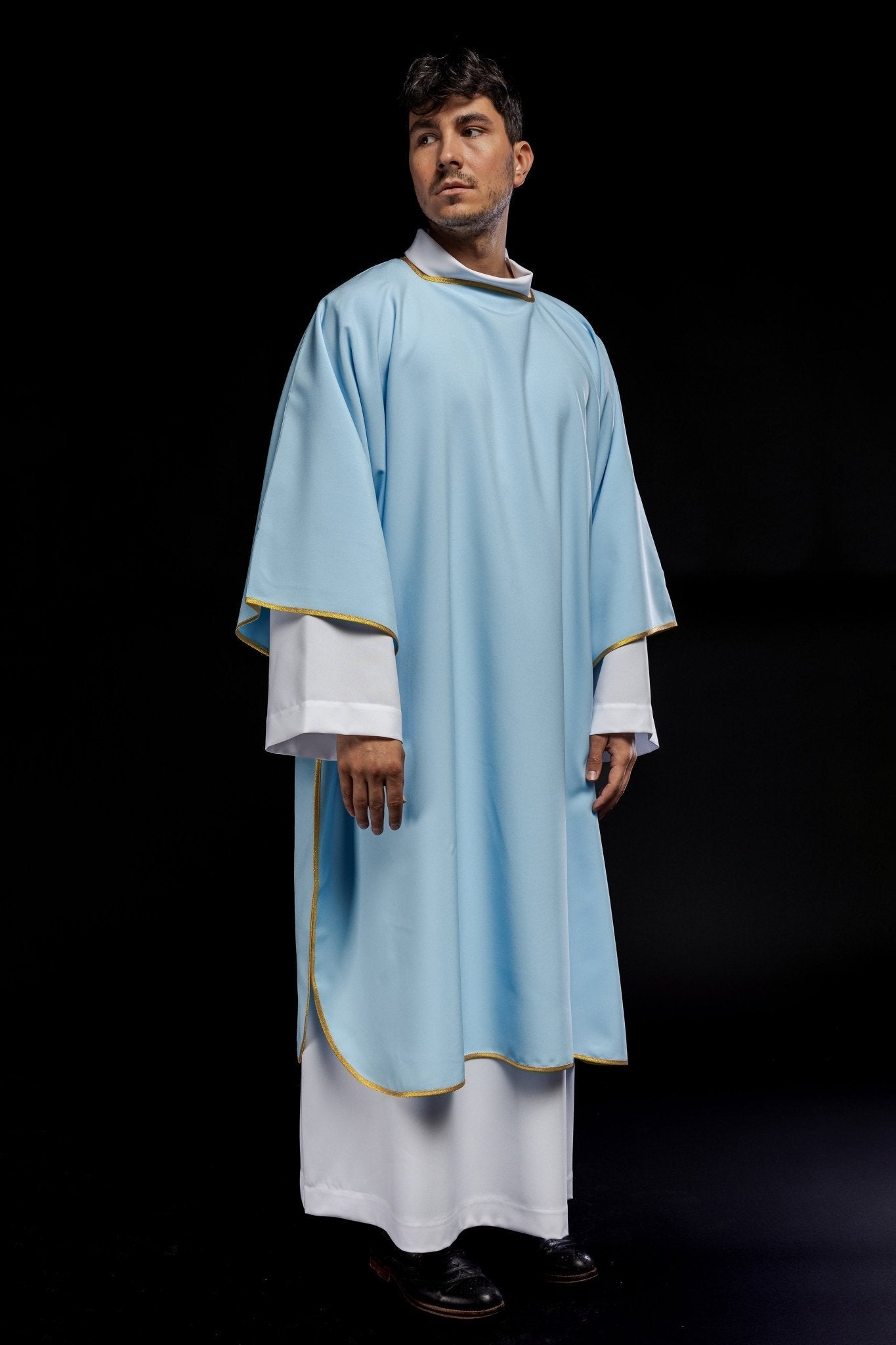 Embroidered plain dalmatics with gold trim blue KDL/1002/06/12/D - HAFTINAUSA.COM