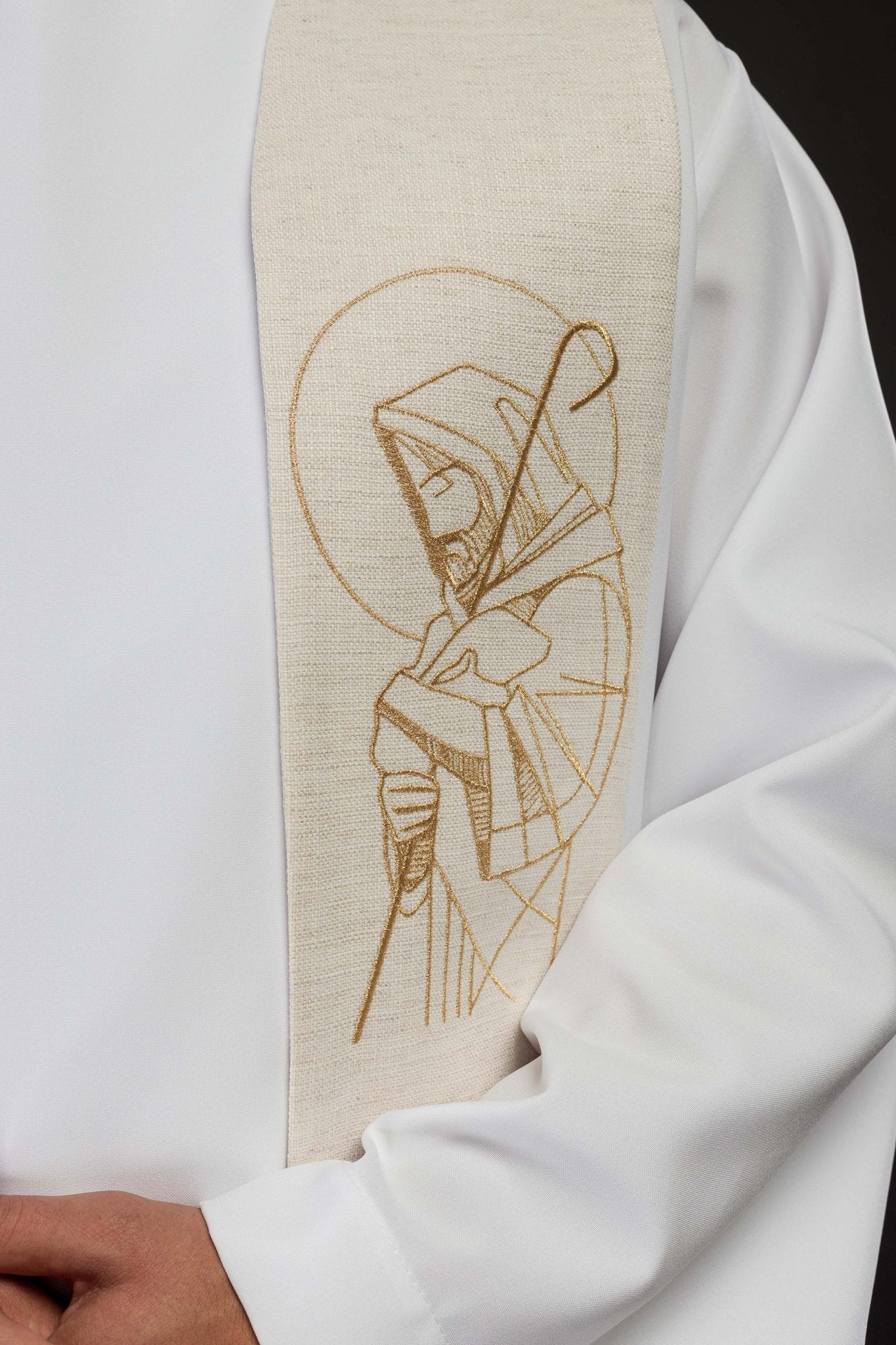Embroidered stole “Jesus the Good Shepherd” ecru S-2059-05-49 - CHASUBLES.COM