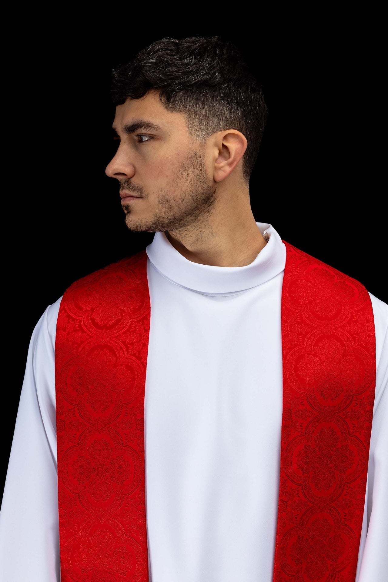 Embroidered stole with a Cross motif red jacquard fabric KST/639/02/11 - CHASUBLES.COM