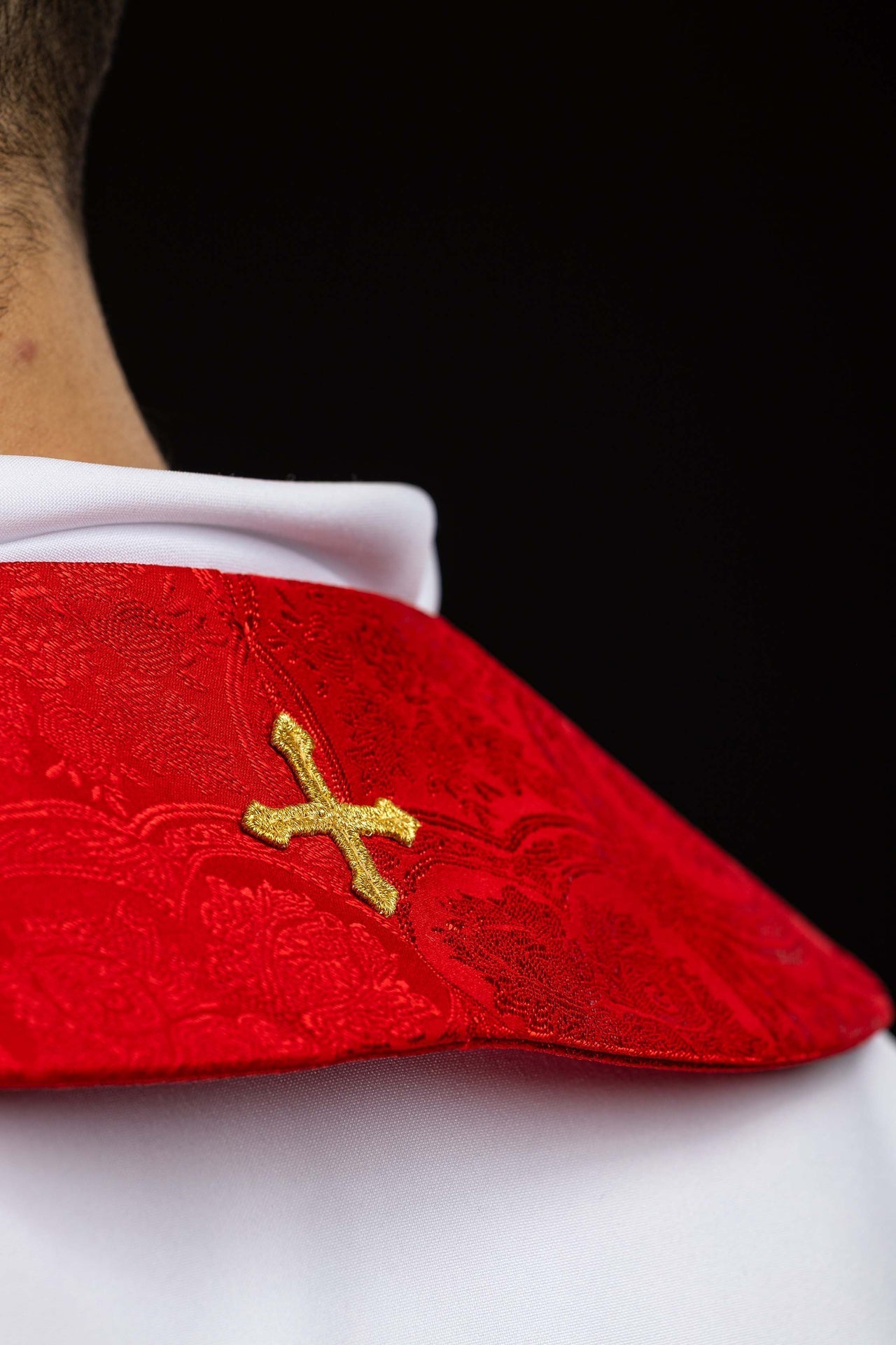 Embroidered Stole with Cross Motif Red Jacquard Fabric KST/638/02/11 - CHASUBLES.COM