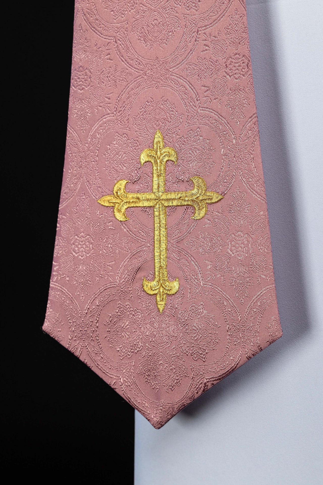 Embroidered Stole with Cross Motif Rose Jacquard Fabric KST/638/08/11 - CHASUBLES.COM