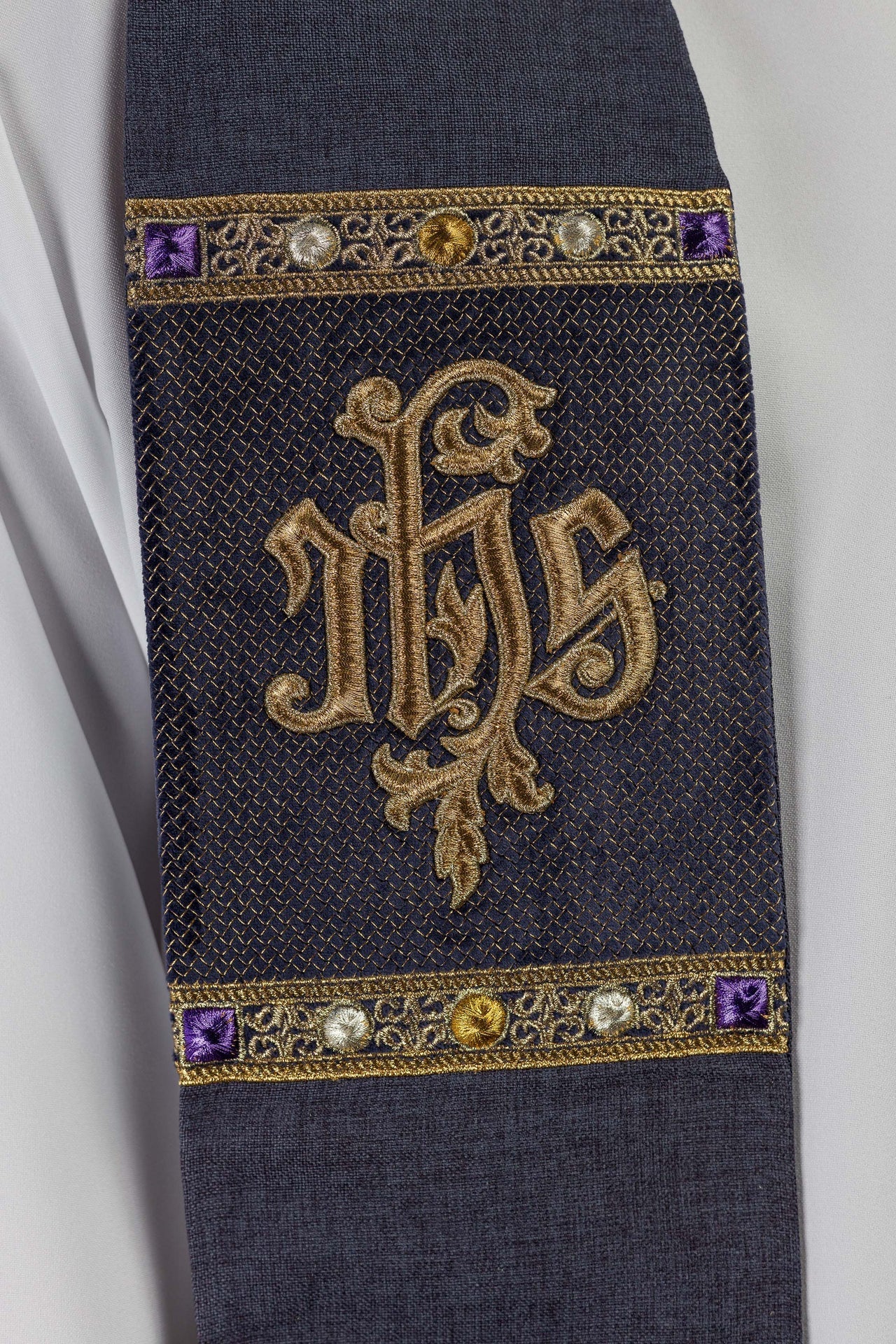Embroidered Stole with IHS Motif in Purple S-2067-03-70 - CHASUBLES.COM