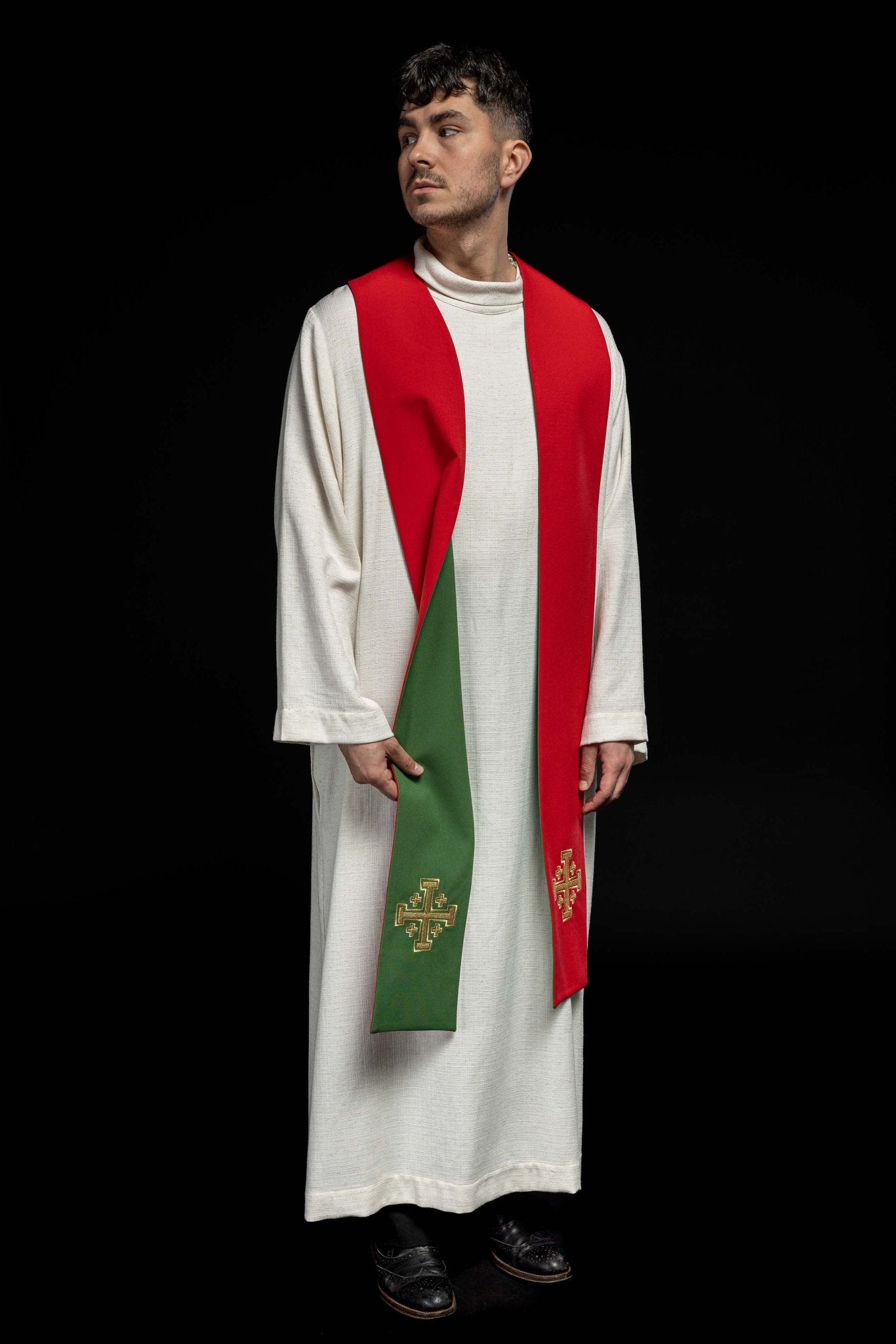 Green and Red Jerusalem Cross embroidered priestly stole KST/046/01 - 02/01 - HAFTINAUSA.COM
