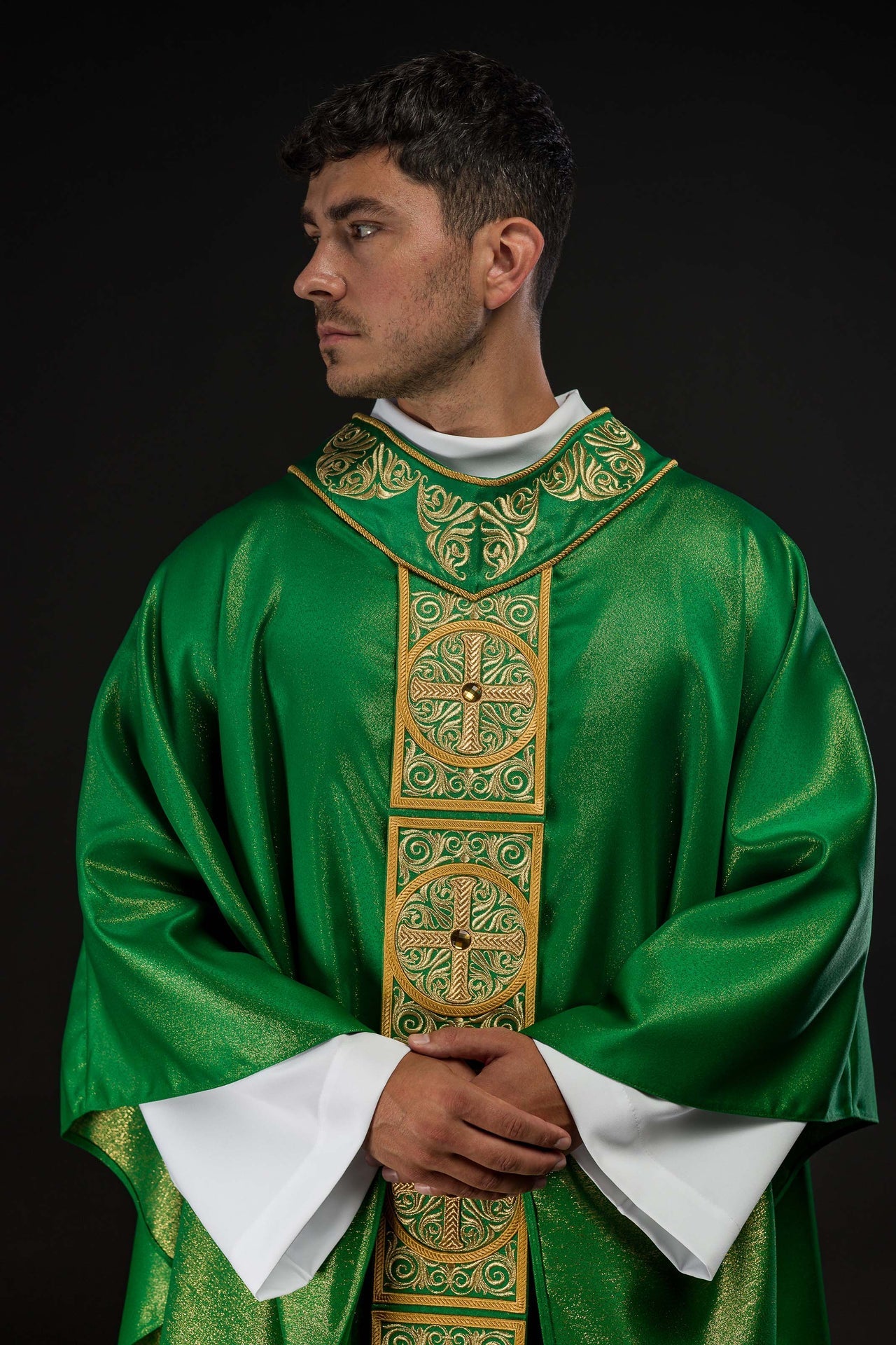 Green Chasuble Richly Embroidered and Decorated with Stones LE/7012/01 - CHASUBLES.COM