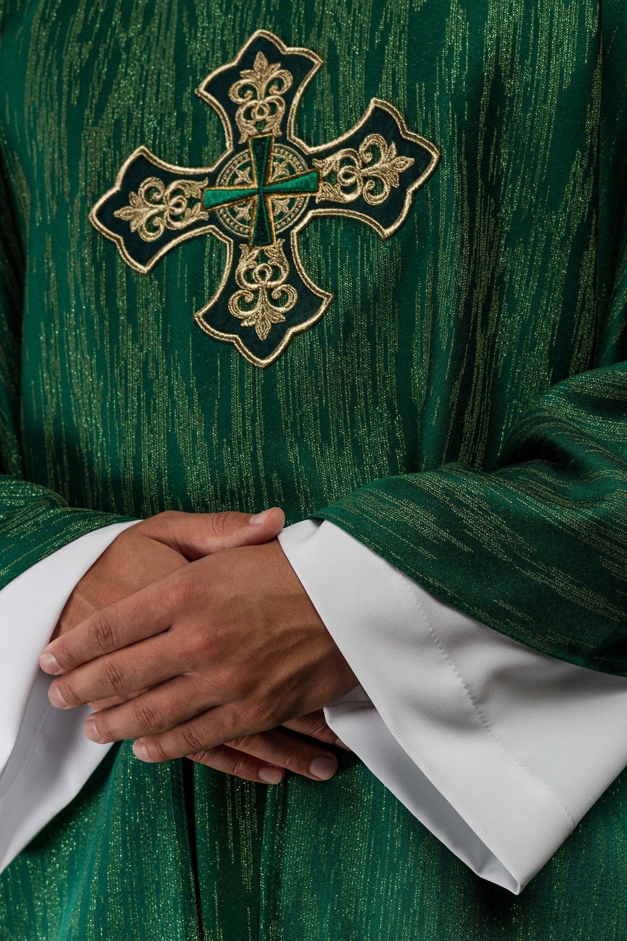 Green Chasuble with Embroidered Cross Motif on Decorative Fabric LE/7036/01 - CHASUBLES.COM