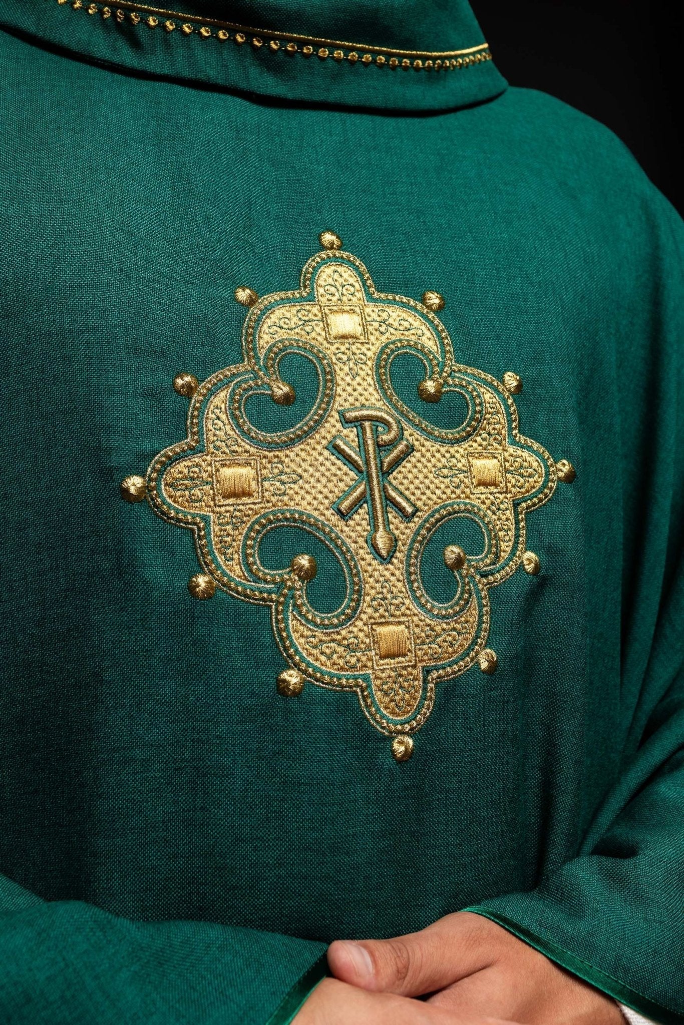 Green chasuble with gold PAX embroidery on chest and delicate embroidery on collar S - 7065 - 01 - 70 - HAFTINAUSA.COM