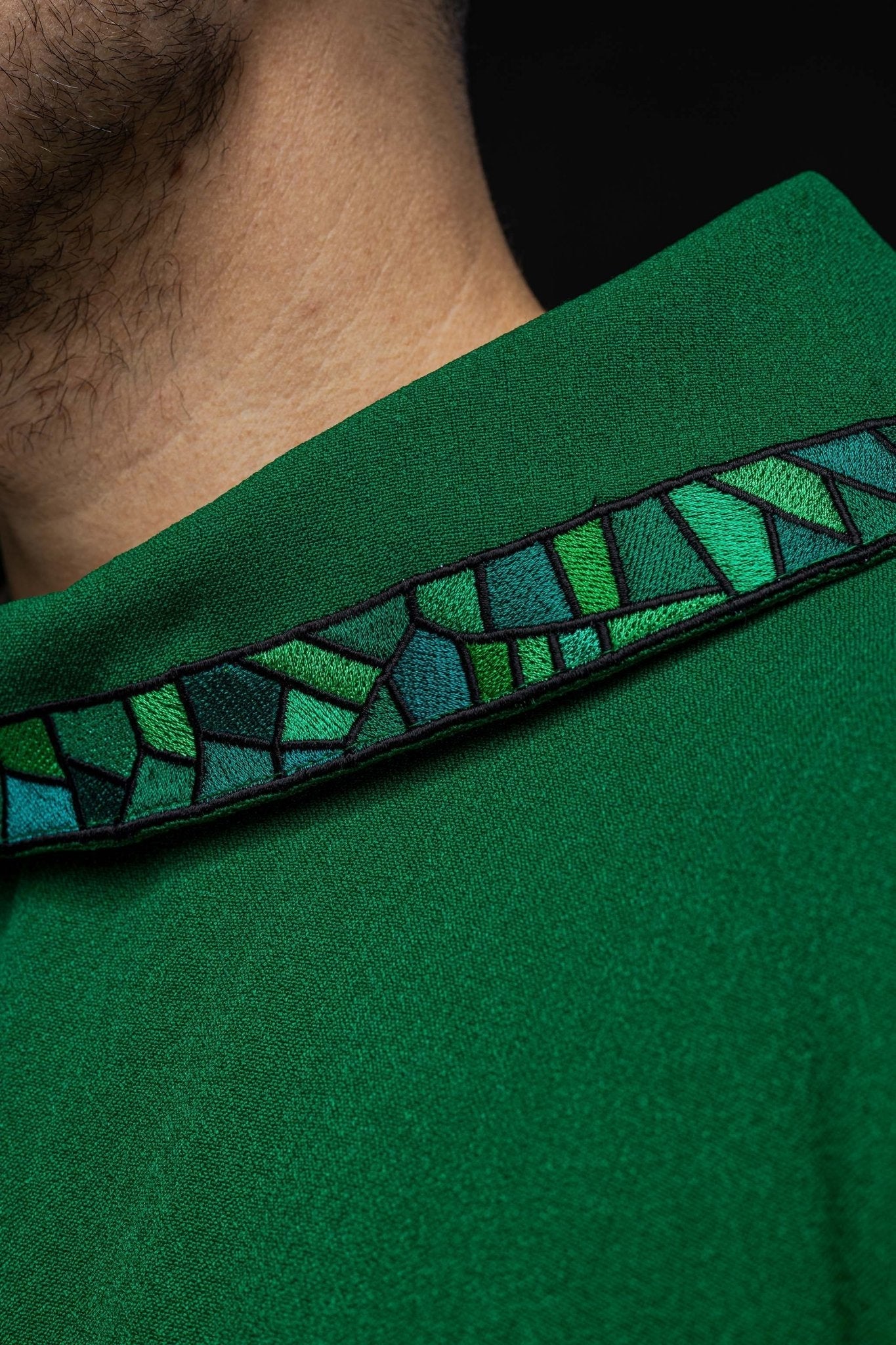 Green chasuble with simple embroidery KOR/257/01/62 - HAFTINAUSA.COM