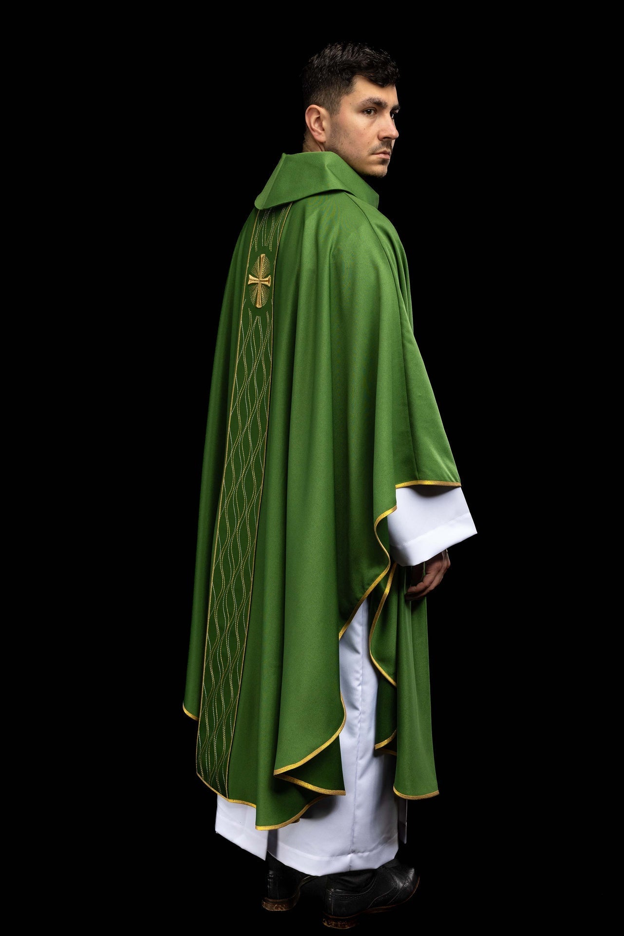 Green cross - embroidered chasuble KOR/277/01/53 - CHASUBLES.COM