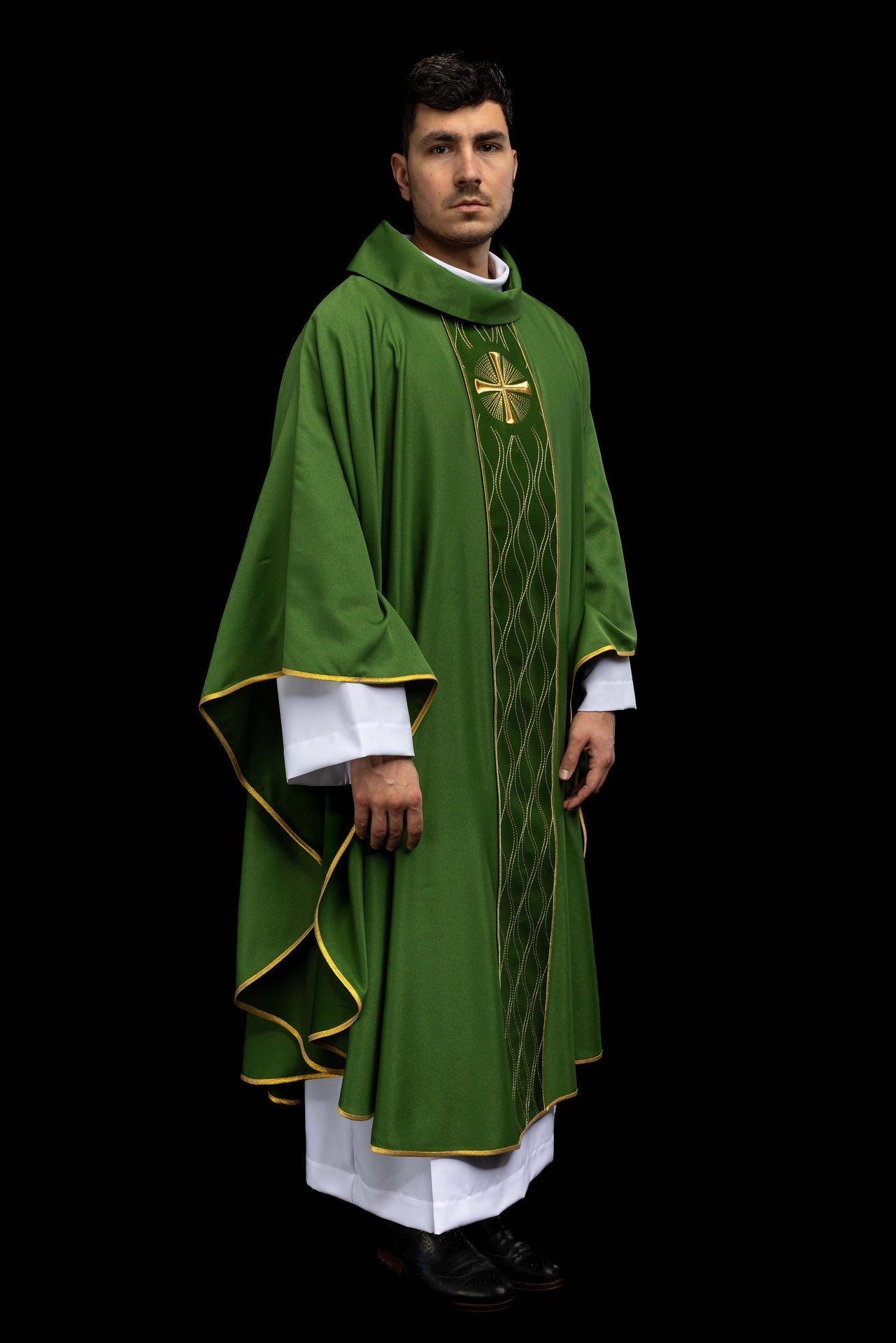 Green cross - embroidered chasuble KOR/277/01/53 - CHASUBLES.COM