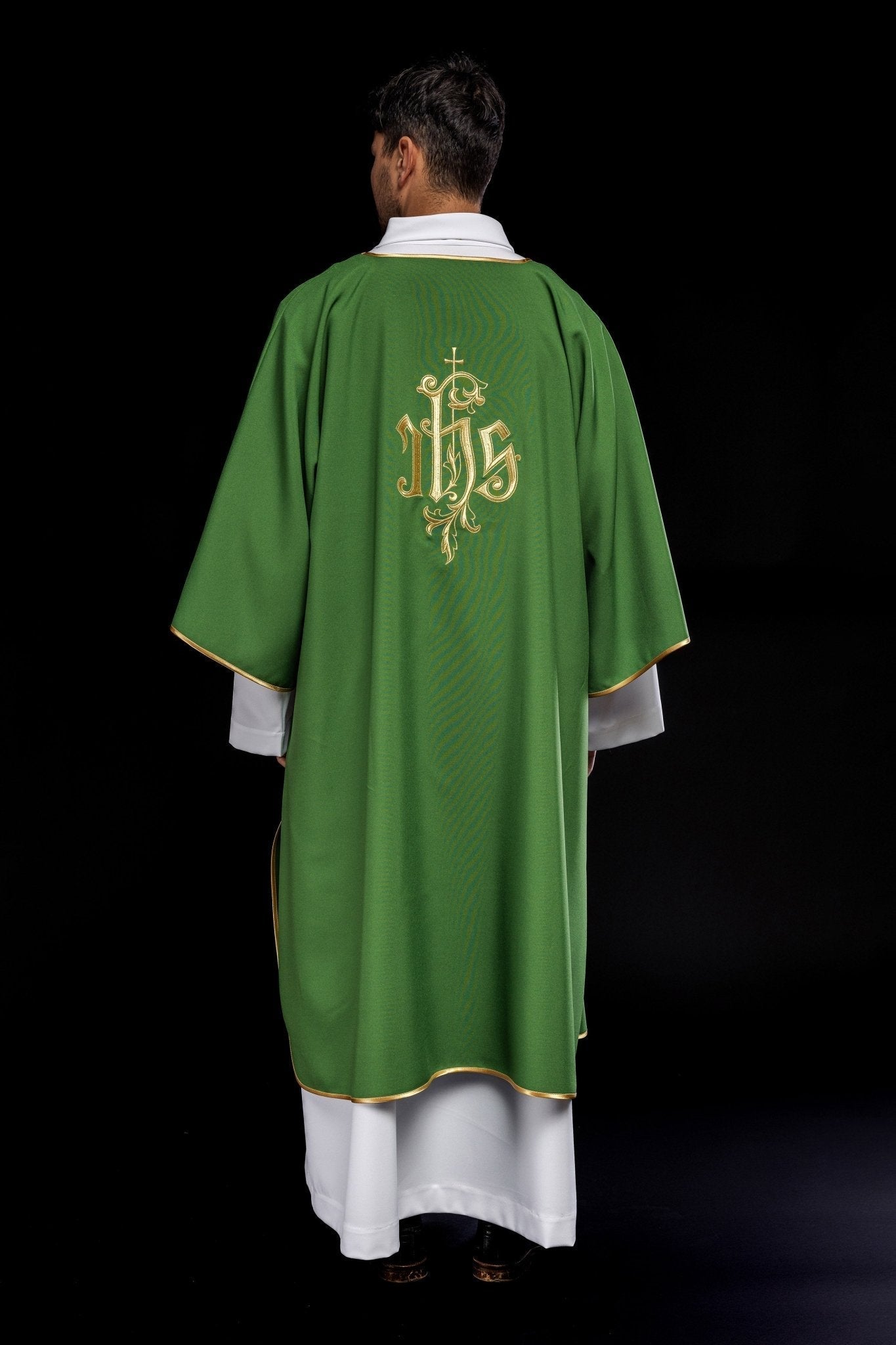 Green dalmatic chasuble with gold IHS KDL/032/01/12/D - HAFTINAUSA.COM