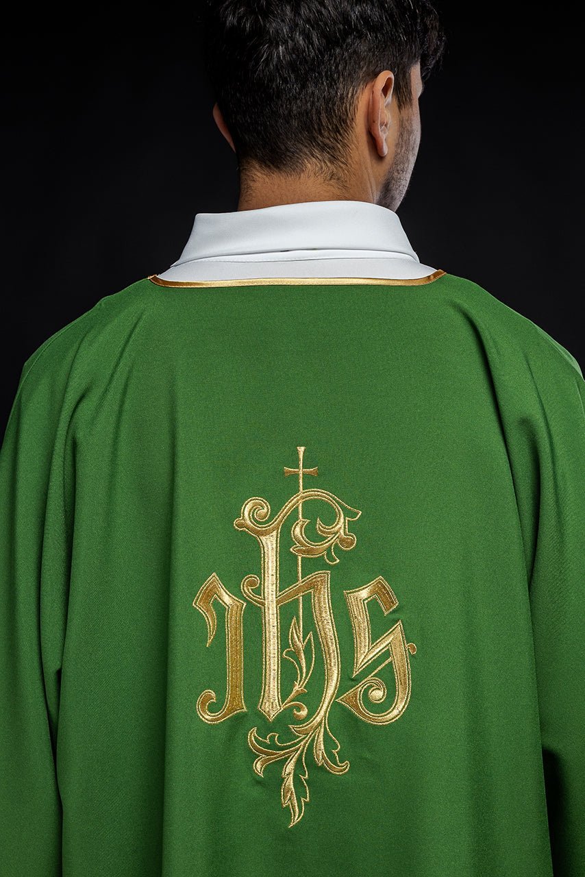 Green dalmatic chasuble with gold IHS KDL/032/01/12/D - HAFTINAUSA.COM