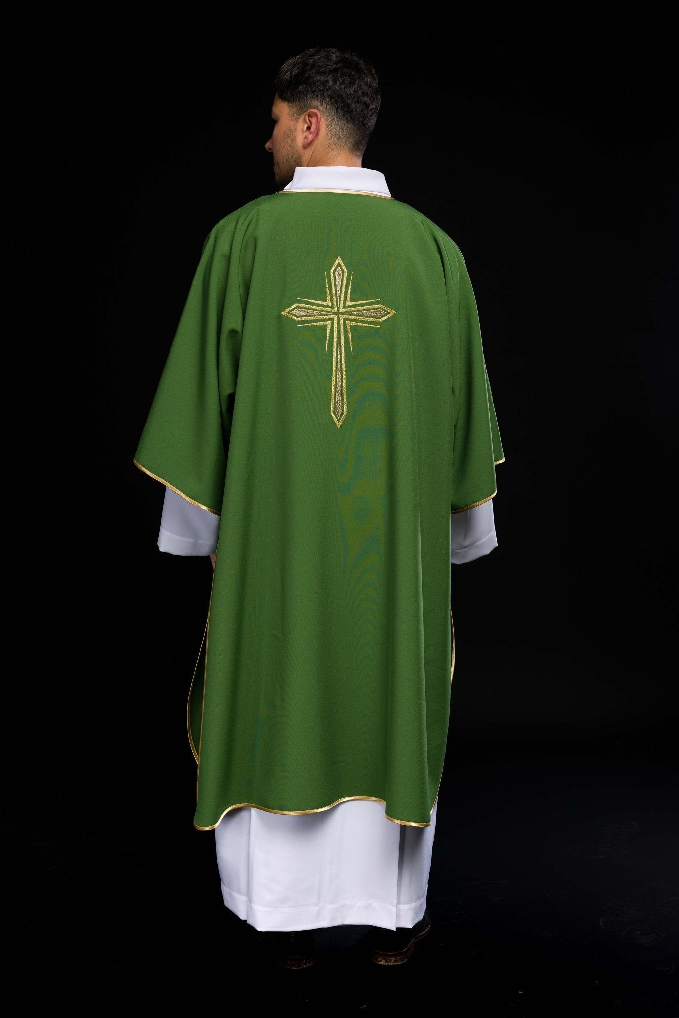 Green dalmatic with an embroidered golden cross KDL/037/01/12/D - HAFTINAUSA.COM