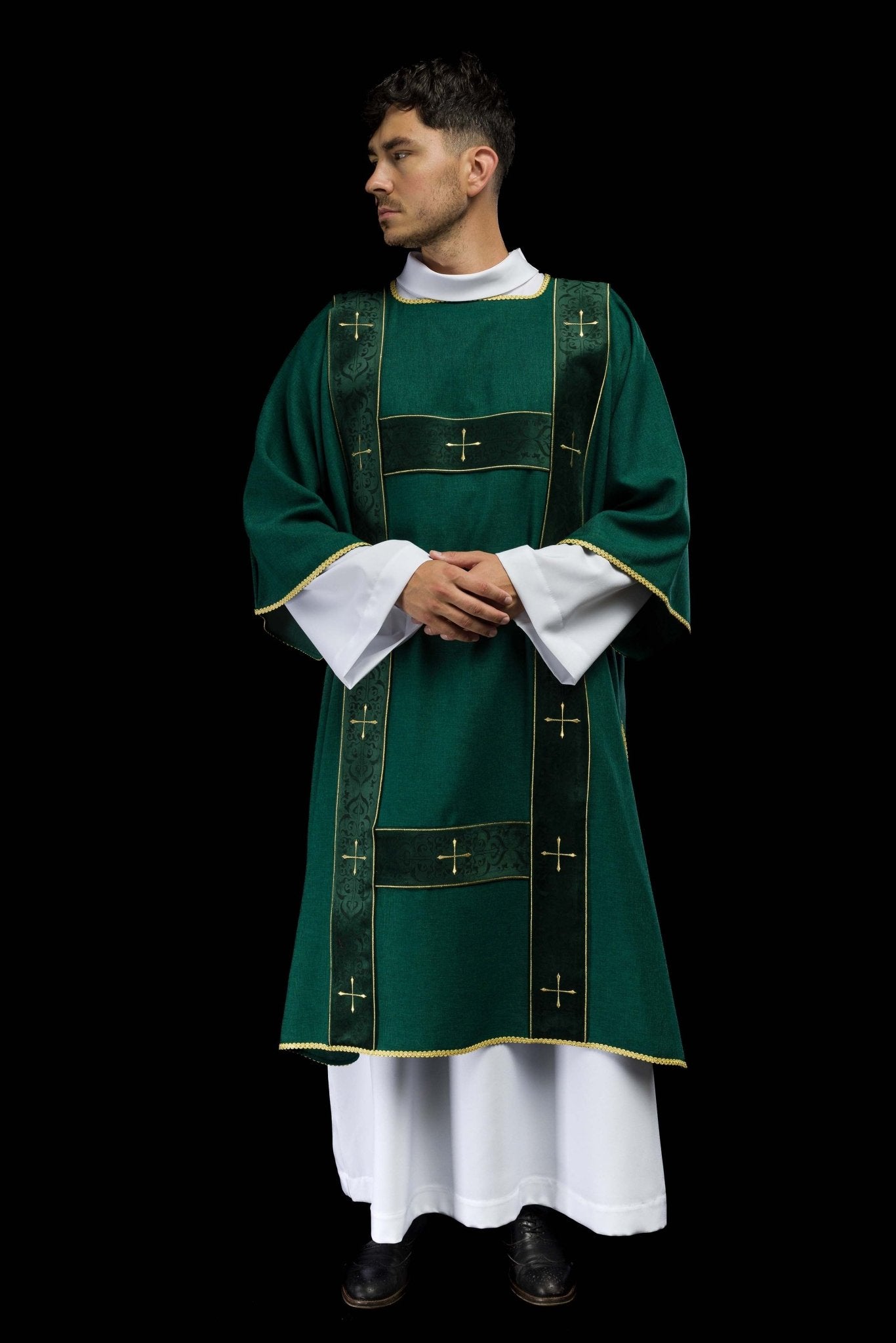 Green dalmatic with velvet bands and embroidered golden crosses LE/1073/01/B - CHASUBLES.COM