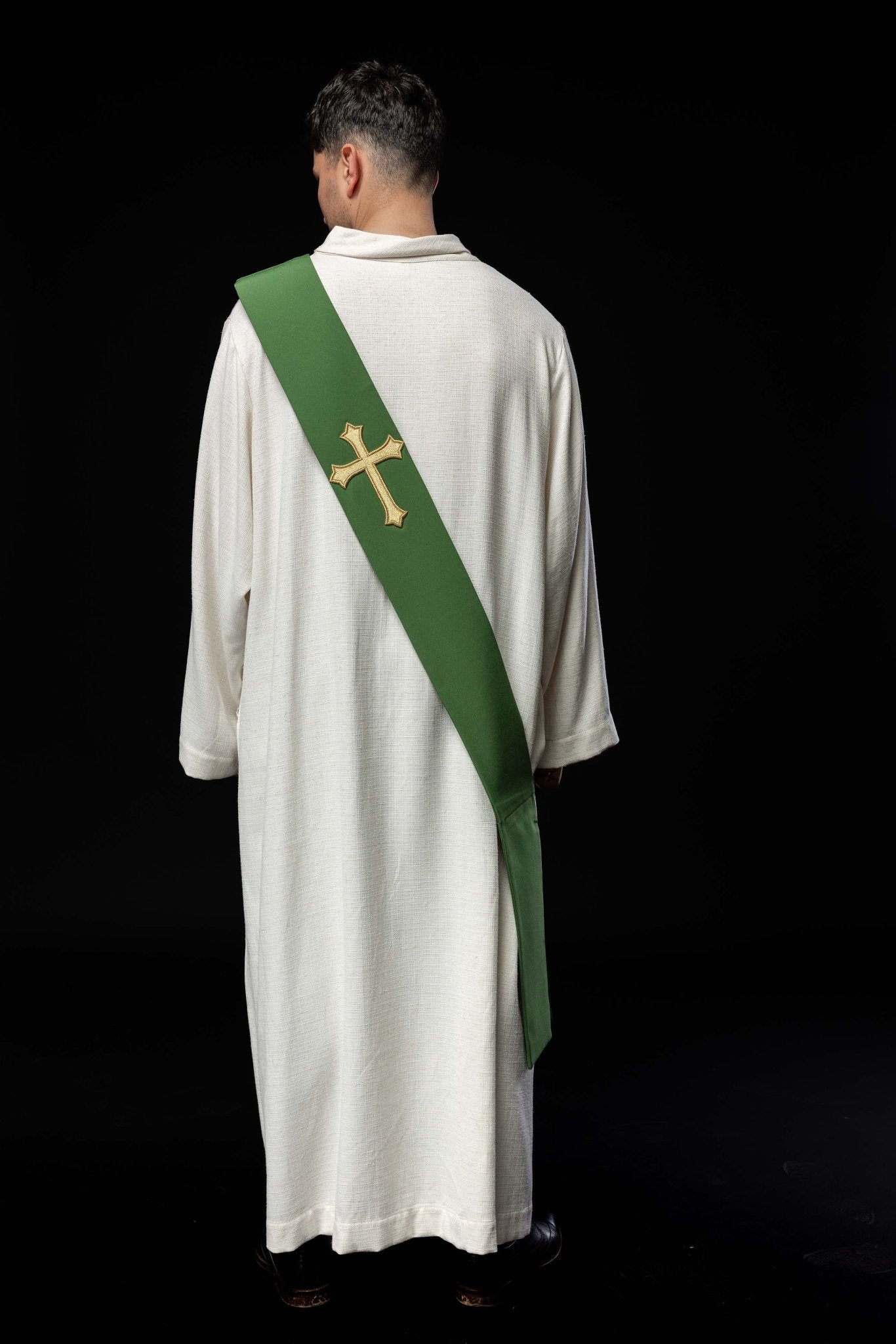 Green Deacon stole with IHS in ecru KSD/133/01/01 ZIELONY - HAFTINAUSA.COM