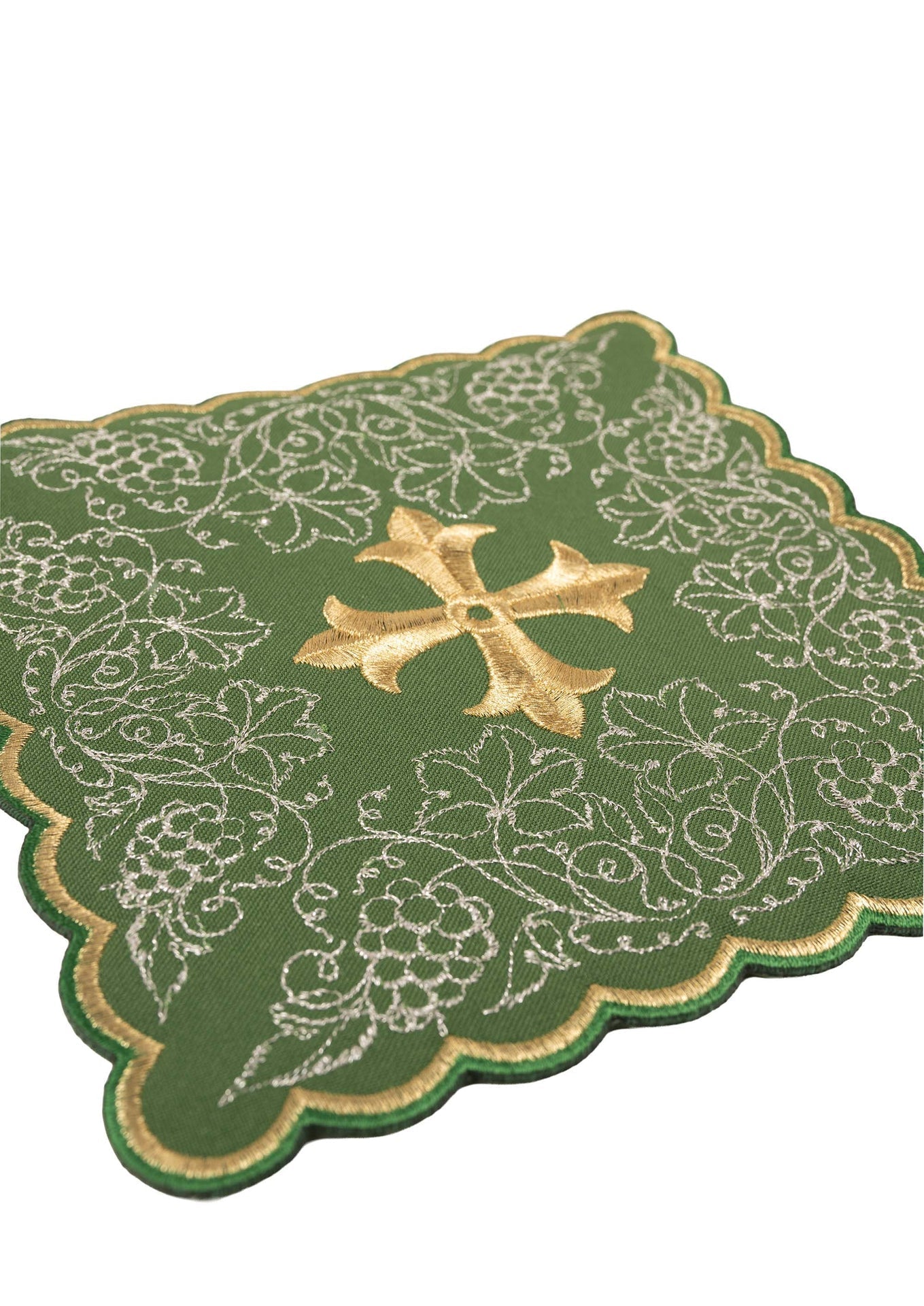 Green embroidered chalice linens set with cross motif KDT/5028/01 ZIELONY - CHASUBLES.COM