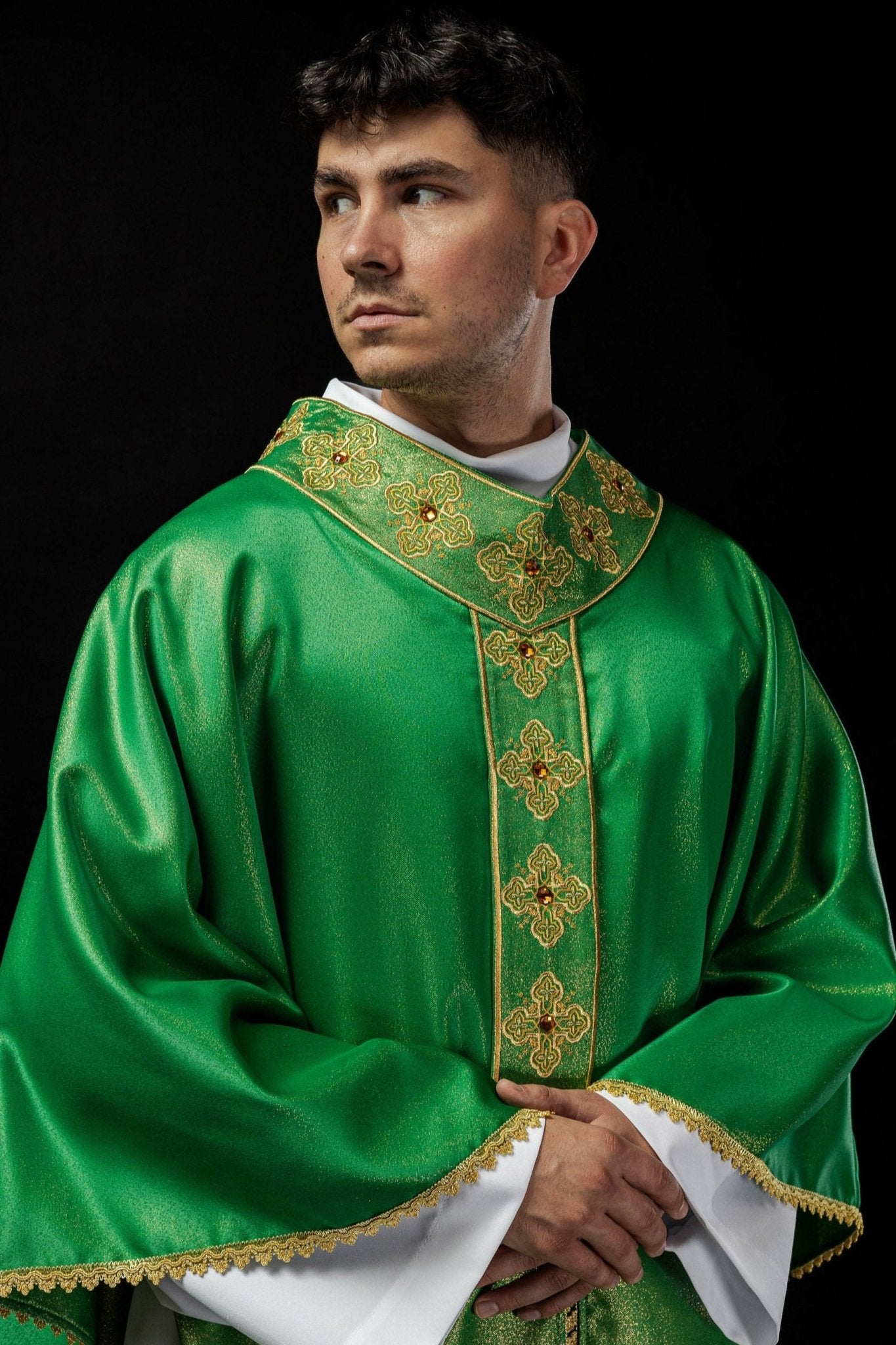Green gothic chasuble with embroidered belt and collar decorated with stones S - 7056 - 01 - 54 - HAFTINAUSA.COM