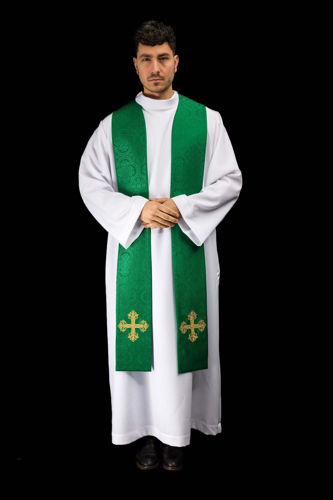 Green jacquard stole embroidered with a cross motif KST/967/01/11 - CHASUBLES.COM