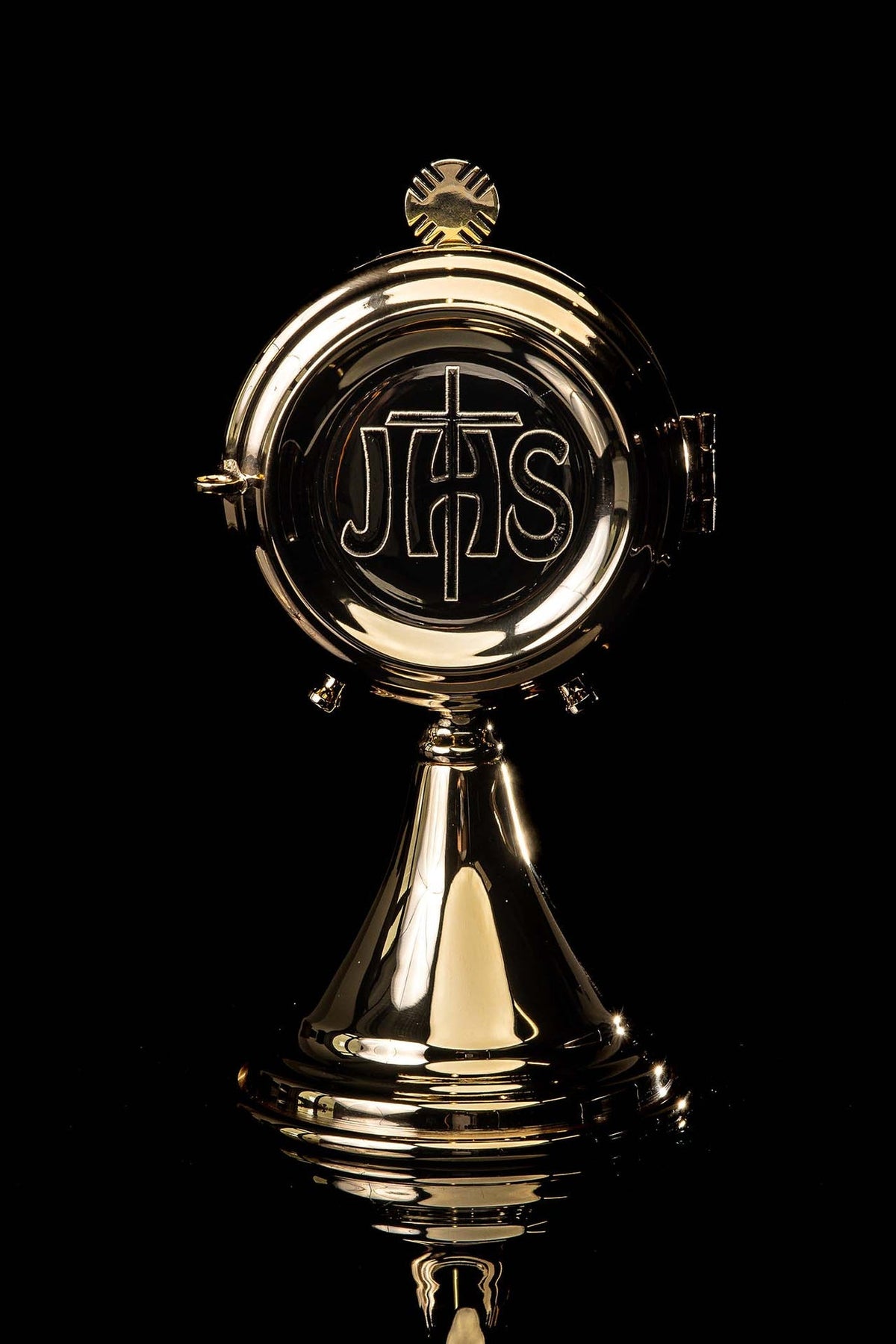 Handcrafted Brass Custodia LB/KST/001/Z - CHASUBLES.COM