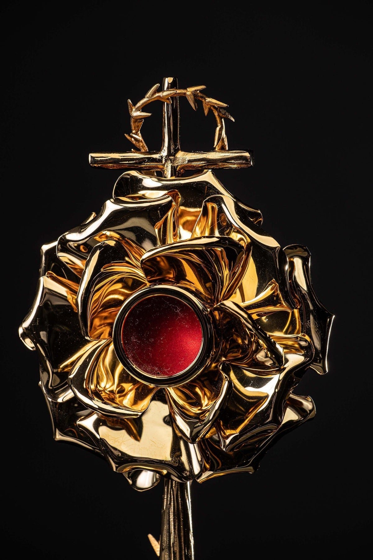 Handcrafted Gilded Brass Reliquary LB/RLK/004/Z - CHASUBLES.COM