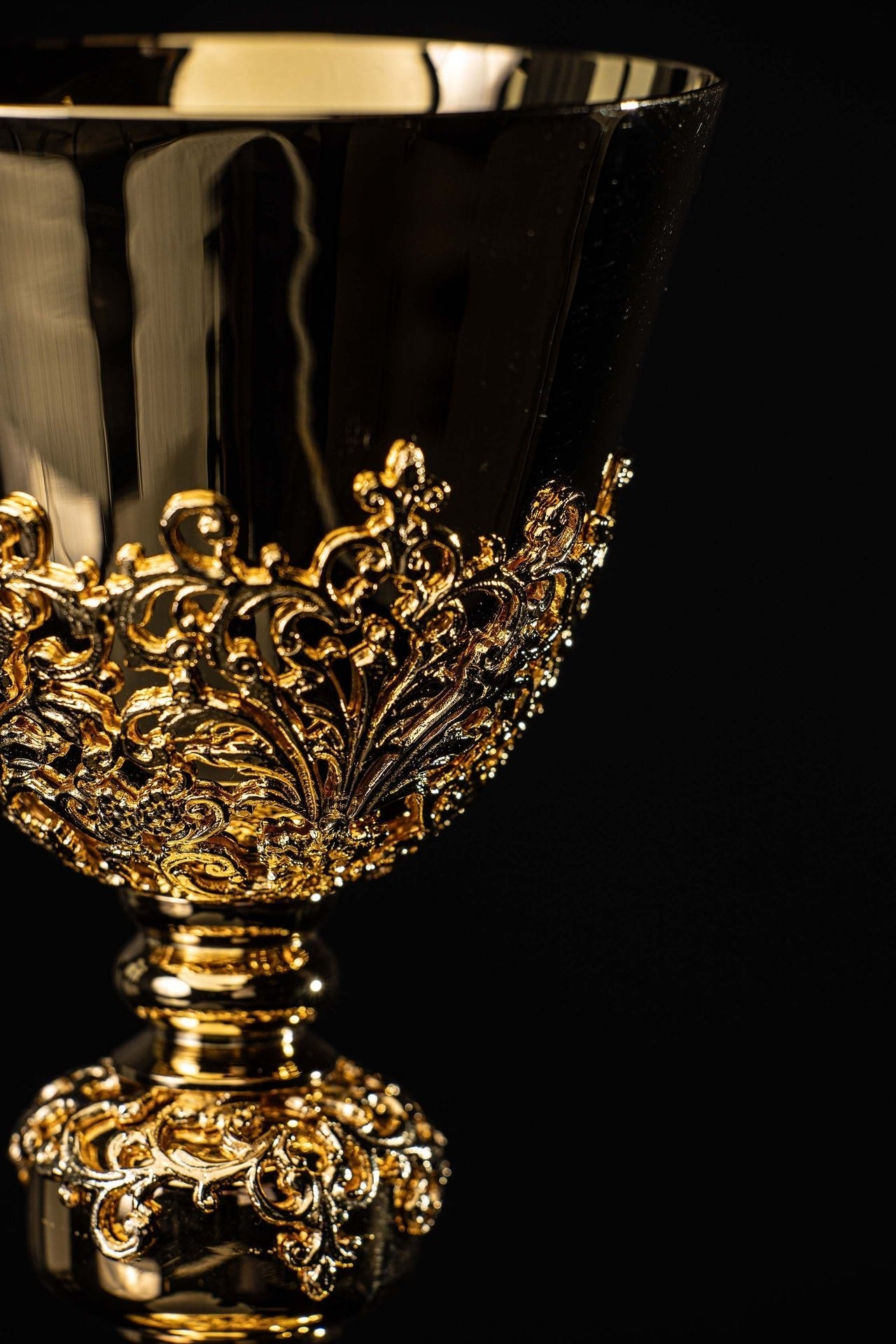 Handcrafted Gold-Plated Mass Chalice Adorned with Sapphires KNR/0219 22CM - CHASUBLES.COM