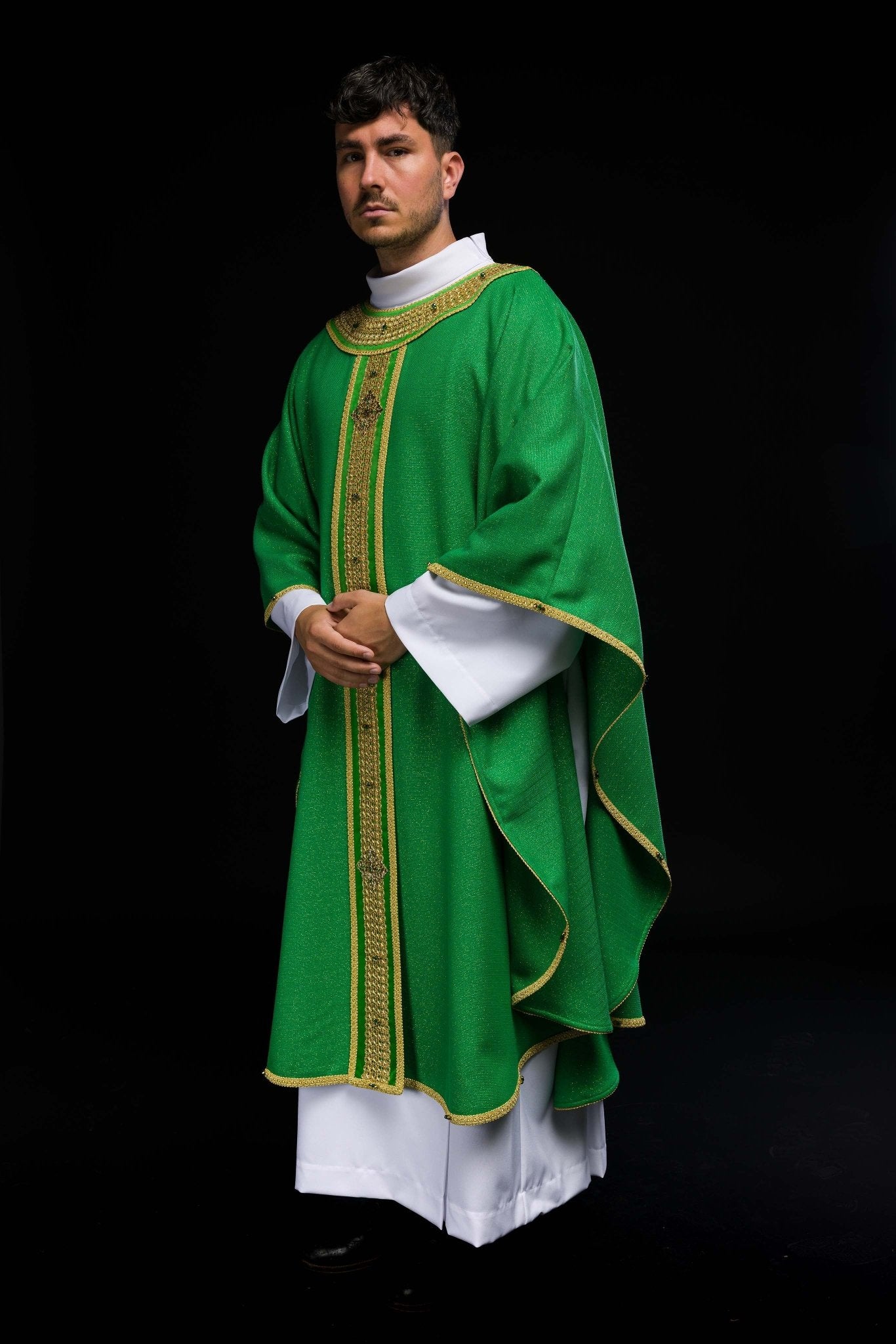 Handmade chasuble with natural stones Handmade 7001 HM/7001/01/71/PA01 - HAFTINAUSA.COM