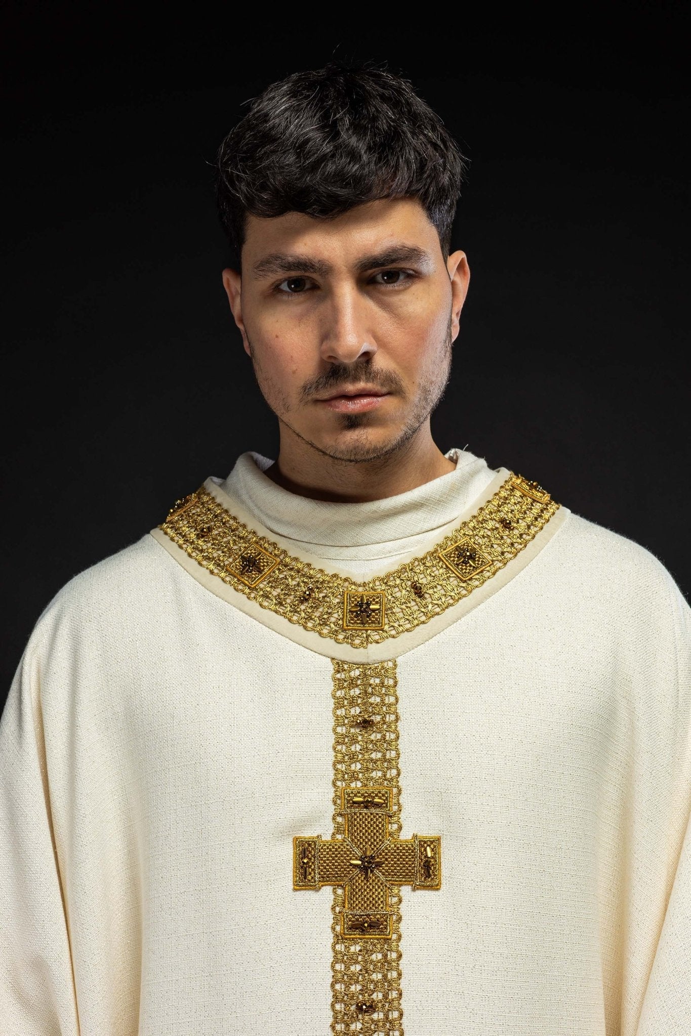 Handmade Chasuble with Natural Stones – Handmade 7002 HM/7002/05/71 - HAFTINAUSA.COM