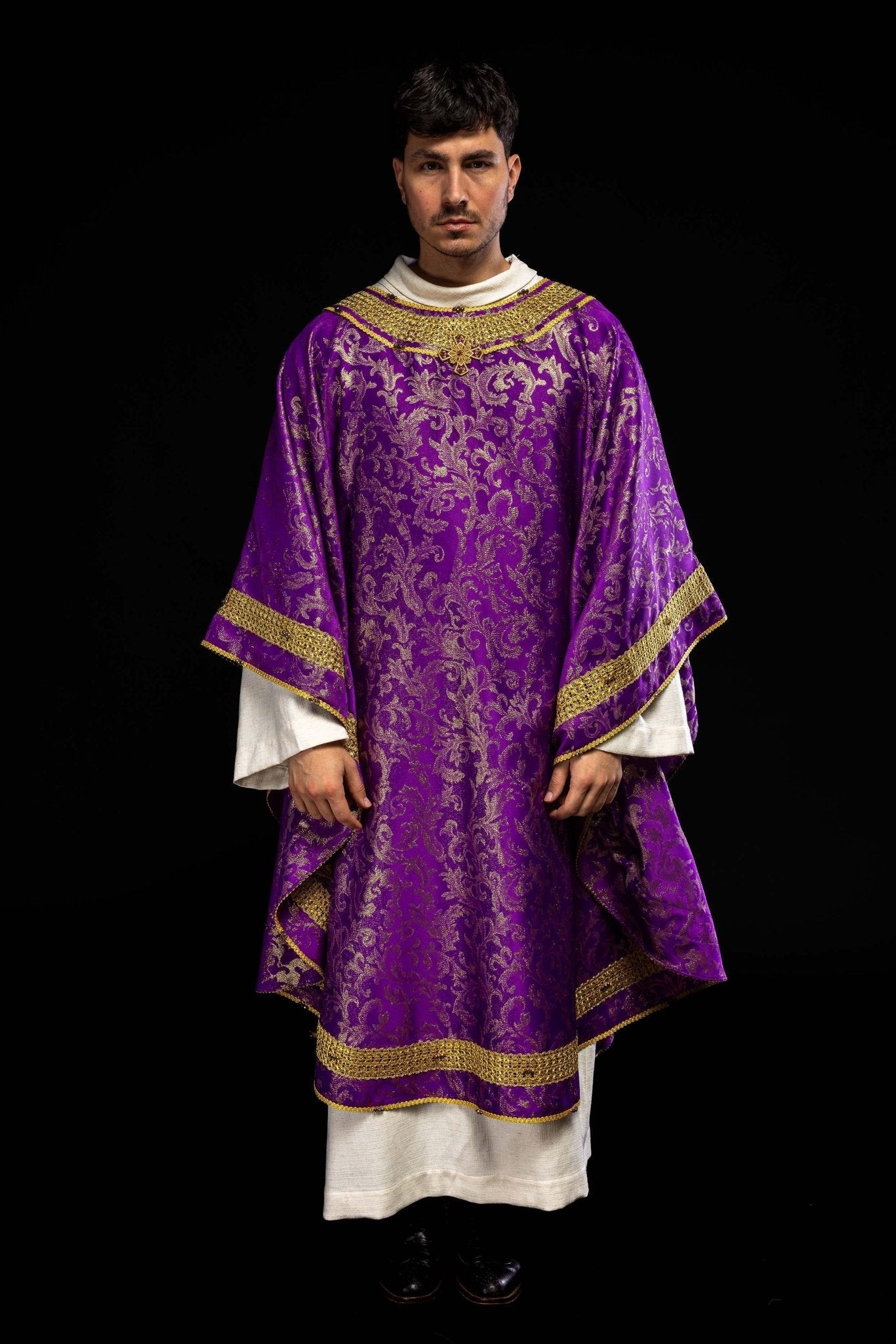 Handmade chasuble with natural stones Handmade 7010 Purple HM/7010/03/90 - HAFTINAUSA.COM