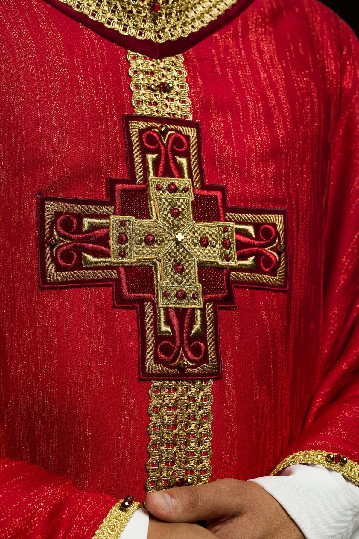 Handmade chasuble with natural stones Handmade 7015 Red HM/7015/02/99 - CHASUBLES.COM