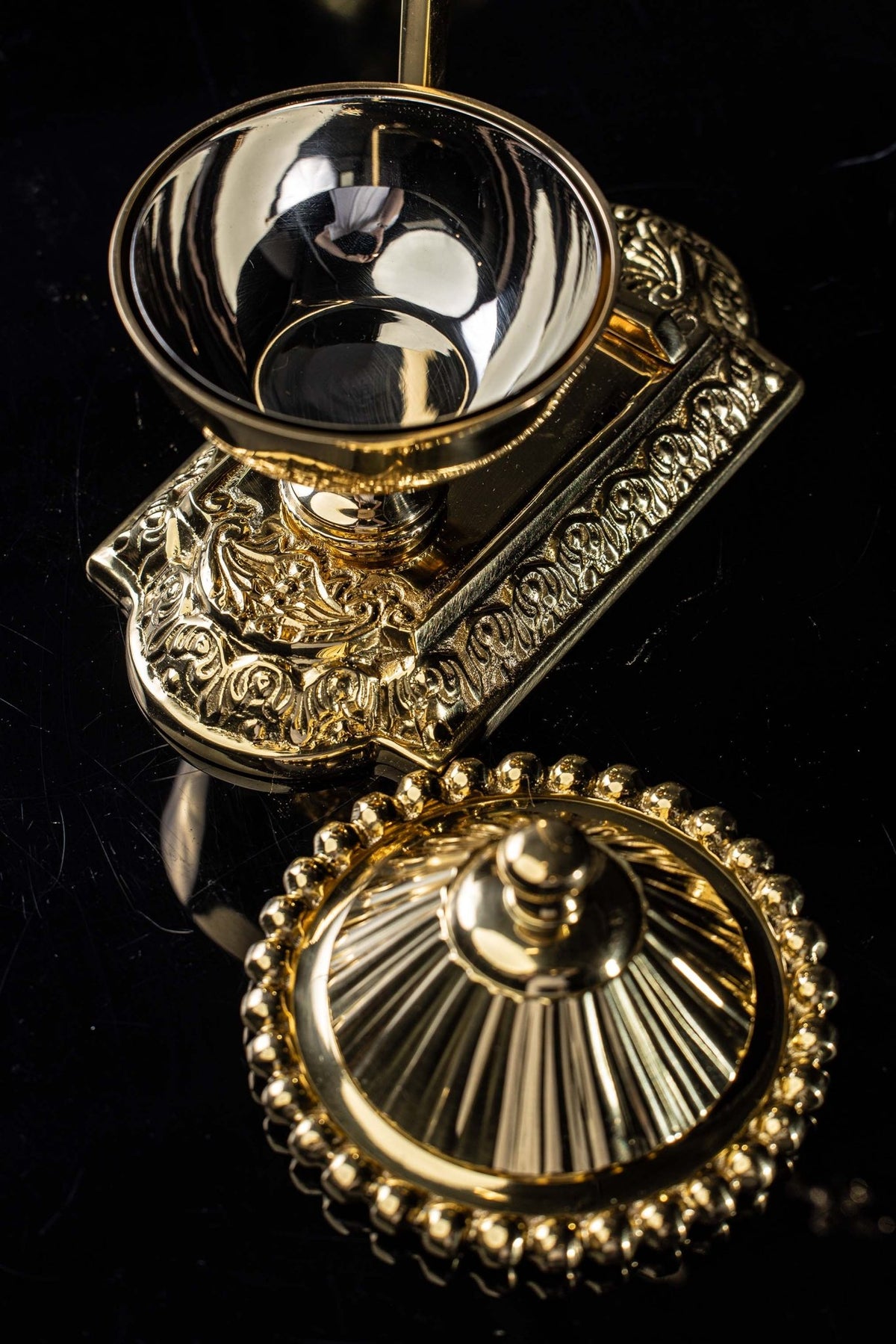 Hanger for purificator - vasculum - brass A821 - CHASUBLES.COM