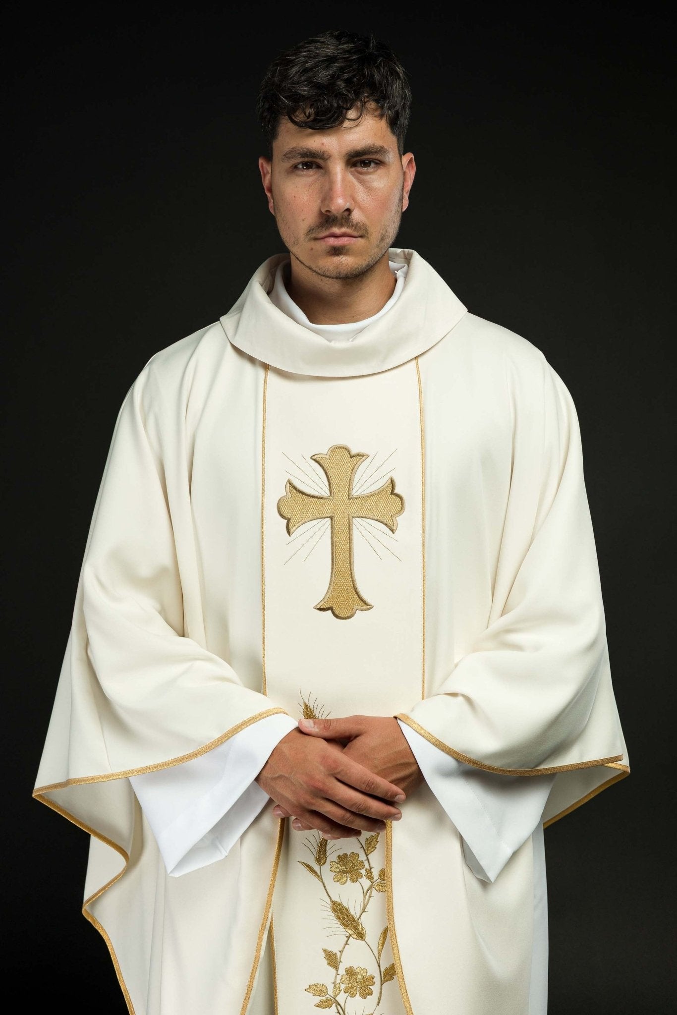 Ivory chasuble with cross and wheat embroidery KOR/375/05/53 ECRU - CHASUBLES.COM