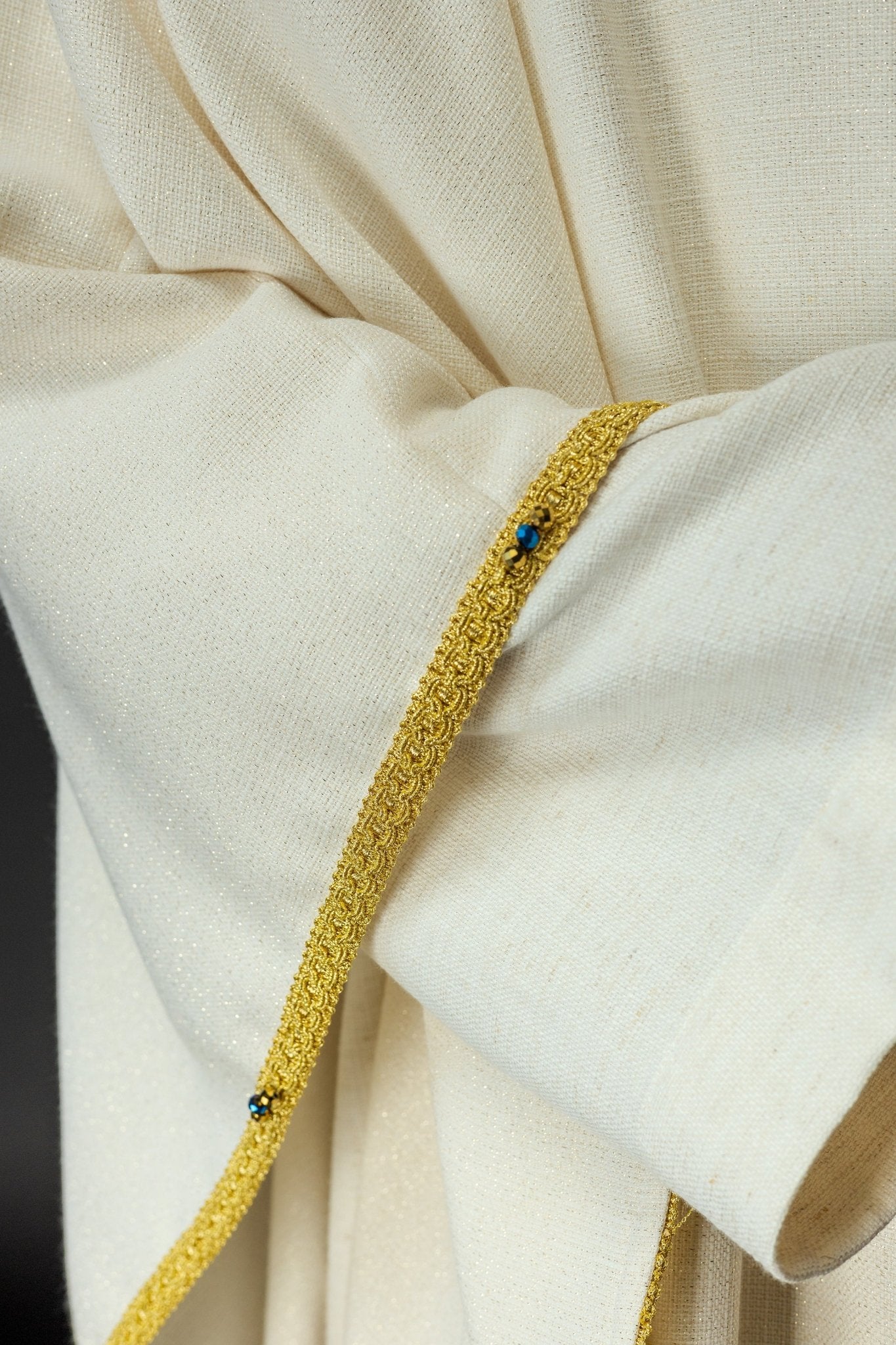Ivory chasuble with light blue details Handmade 7001 HM/7001/05/71/PA06 - HAFTINAUSA.COM