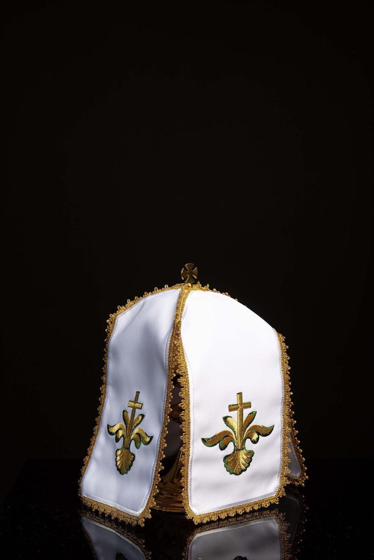Front view of Ciborium Veil Embroidered with a Cross in White, with gold trim and green-gold floral crosses