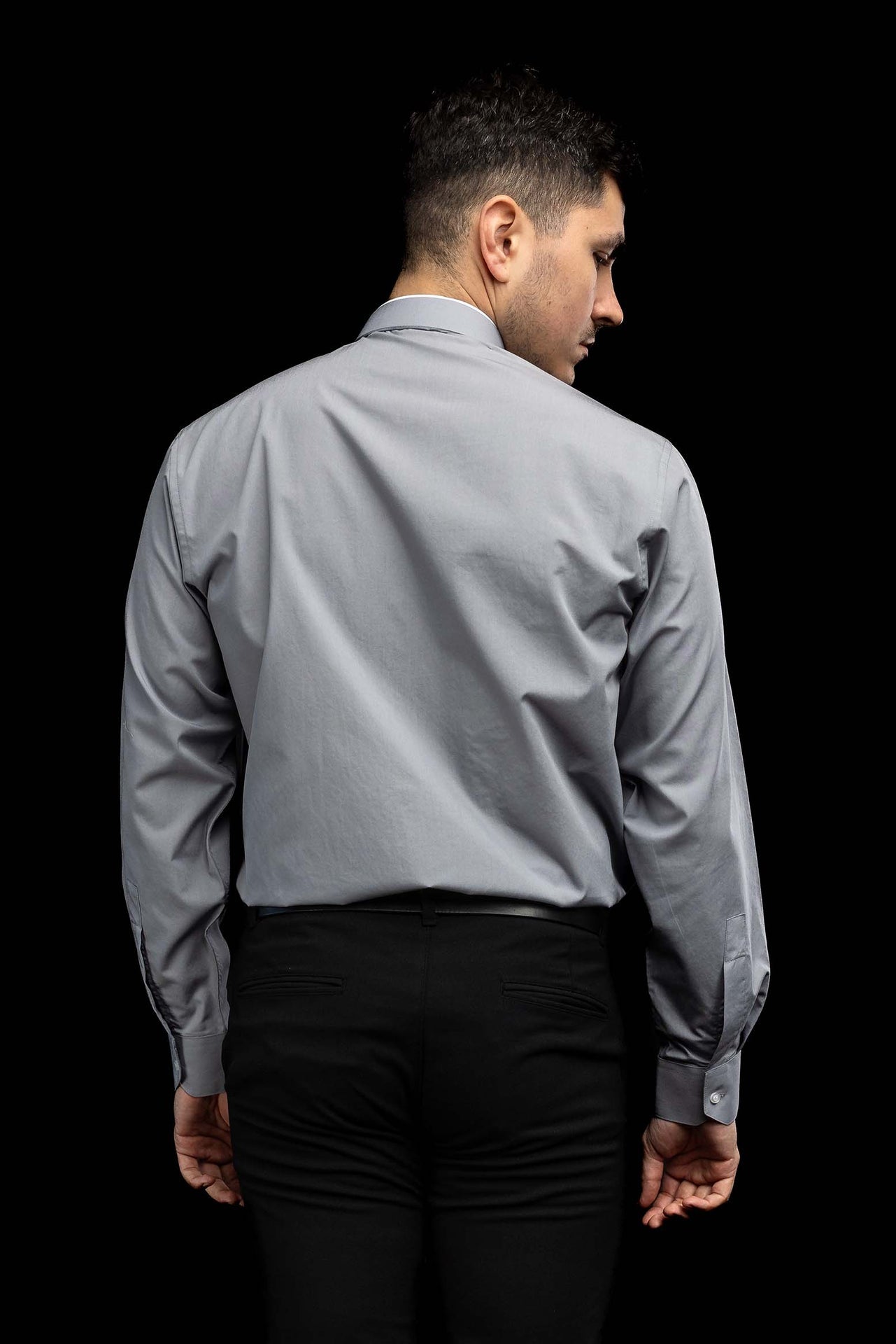 Light grey long-sleeved Roman clerical shirt with clerical collar KSZ/003/220/DR/38 - CHASUBLES.COM