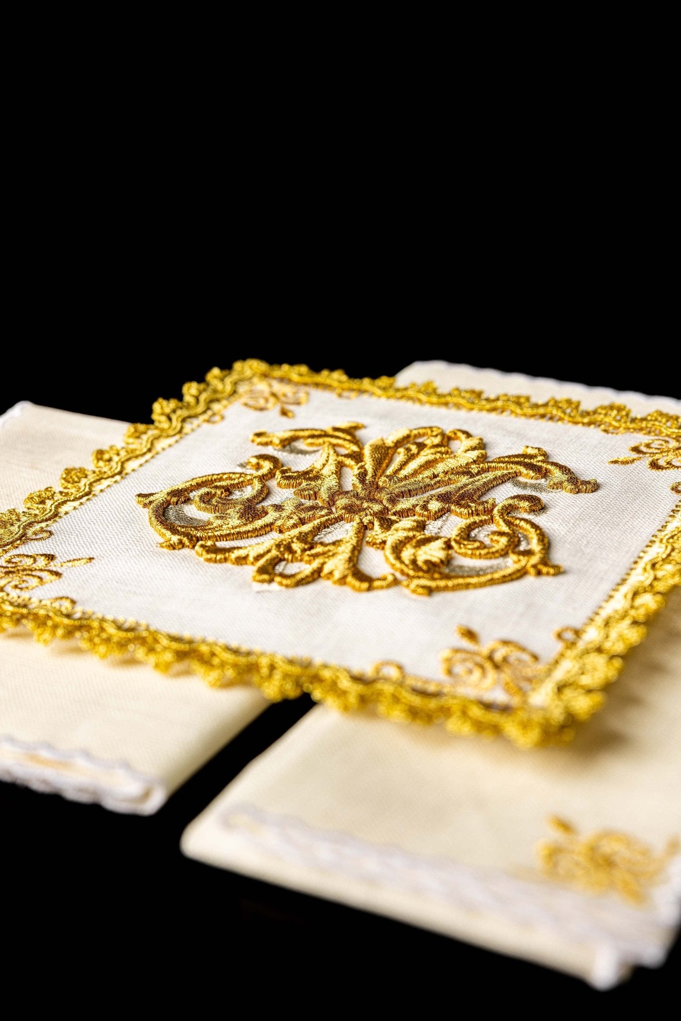 Linen Chalice Linens with Embroidery and Stones HA/5012 - CHASUBLES.COM