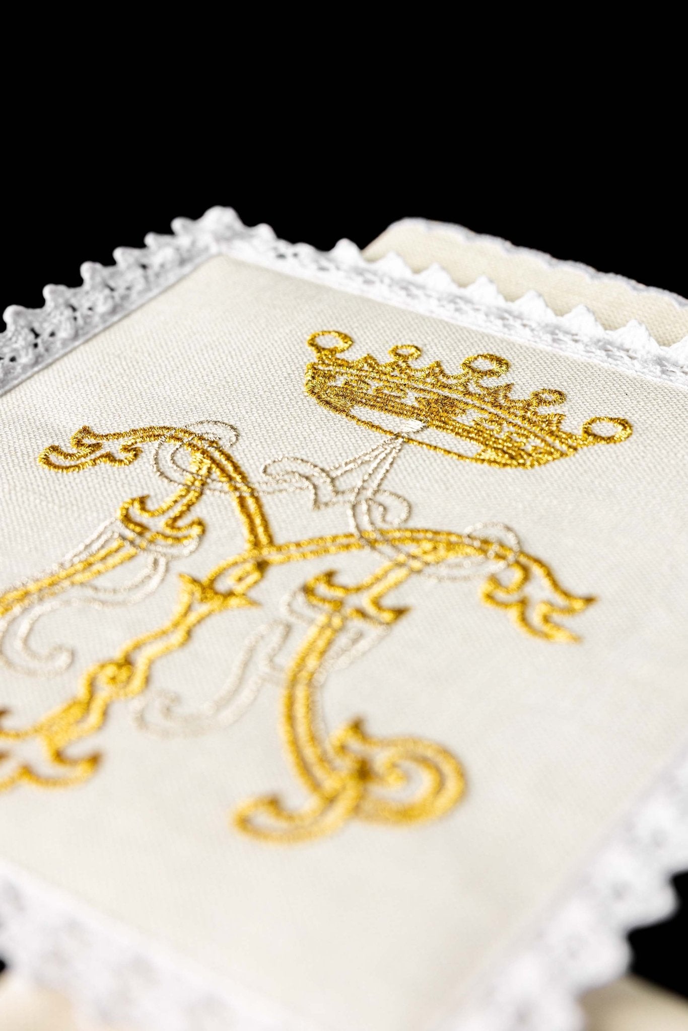 Linen Chalice Linens with Gold Cross Embroidery KKL/020 - CHASUBLES.COM