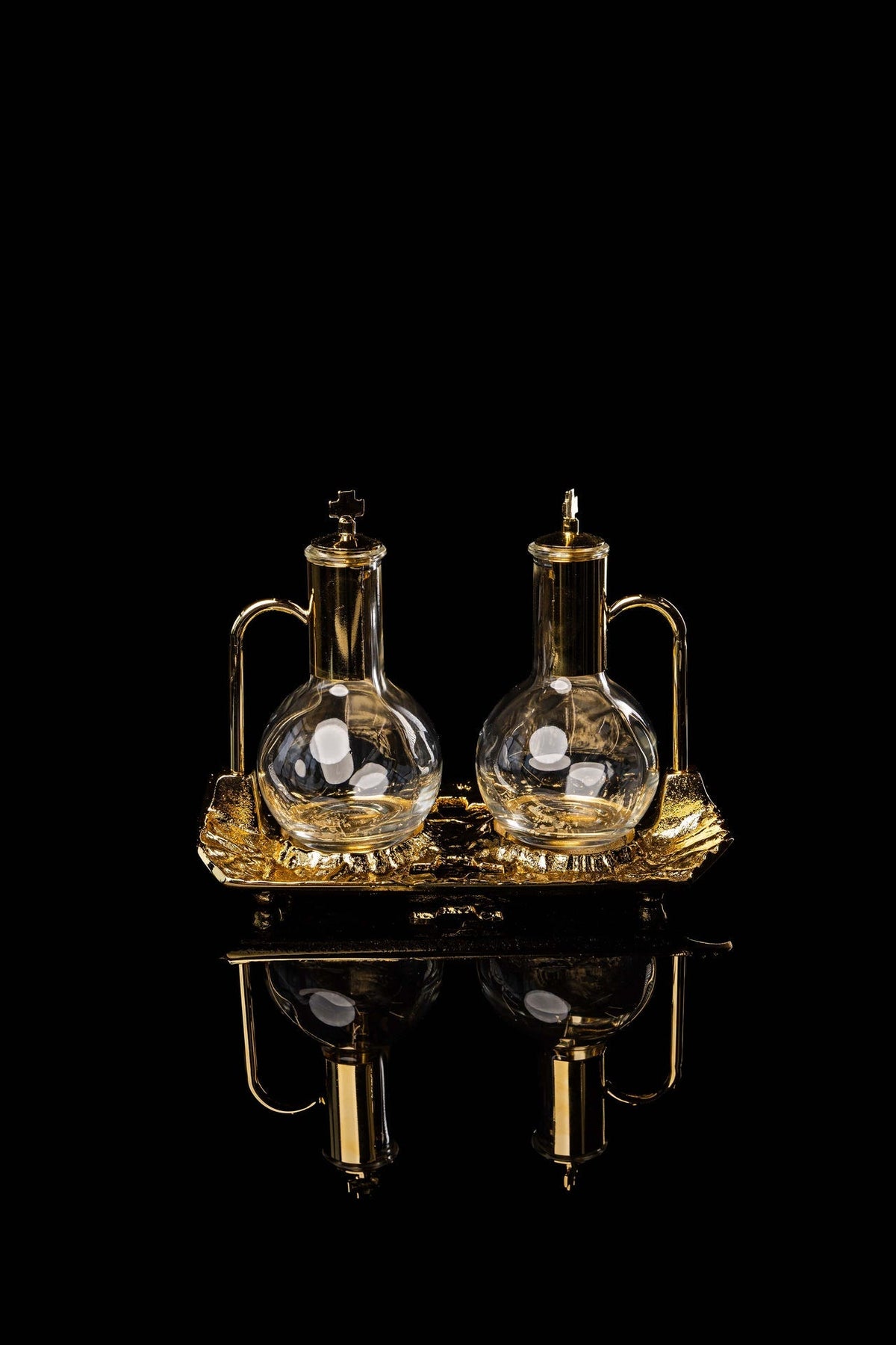 Liturgical Cruets with Gold-Plated Cast-Metal Tray, 100 ml DM/AM/002/Z - CHASUBLES.COM